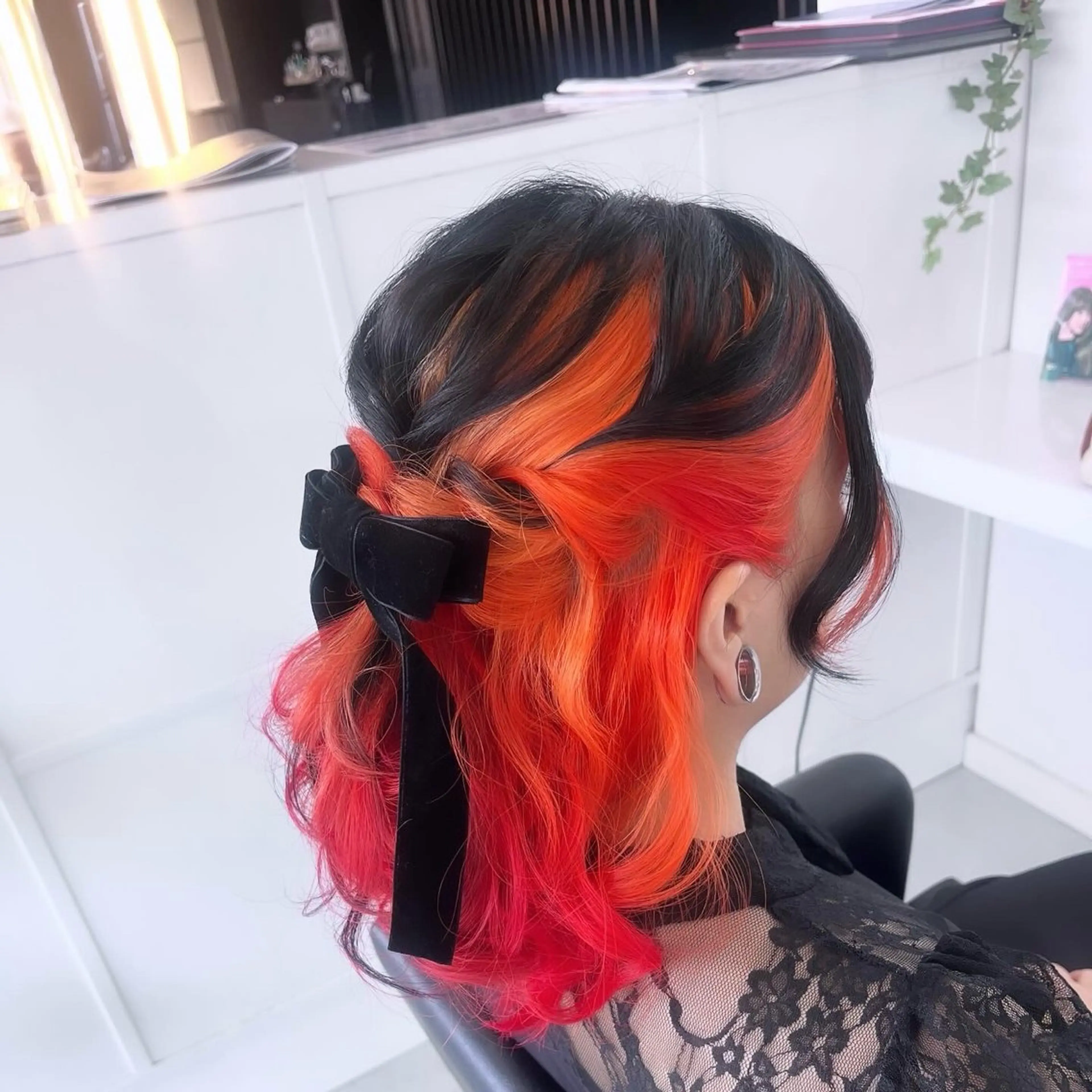 セミロング Rinkaアレンジ/ 顔まわり/縮毛矯正のヘアスタイル