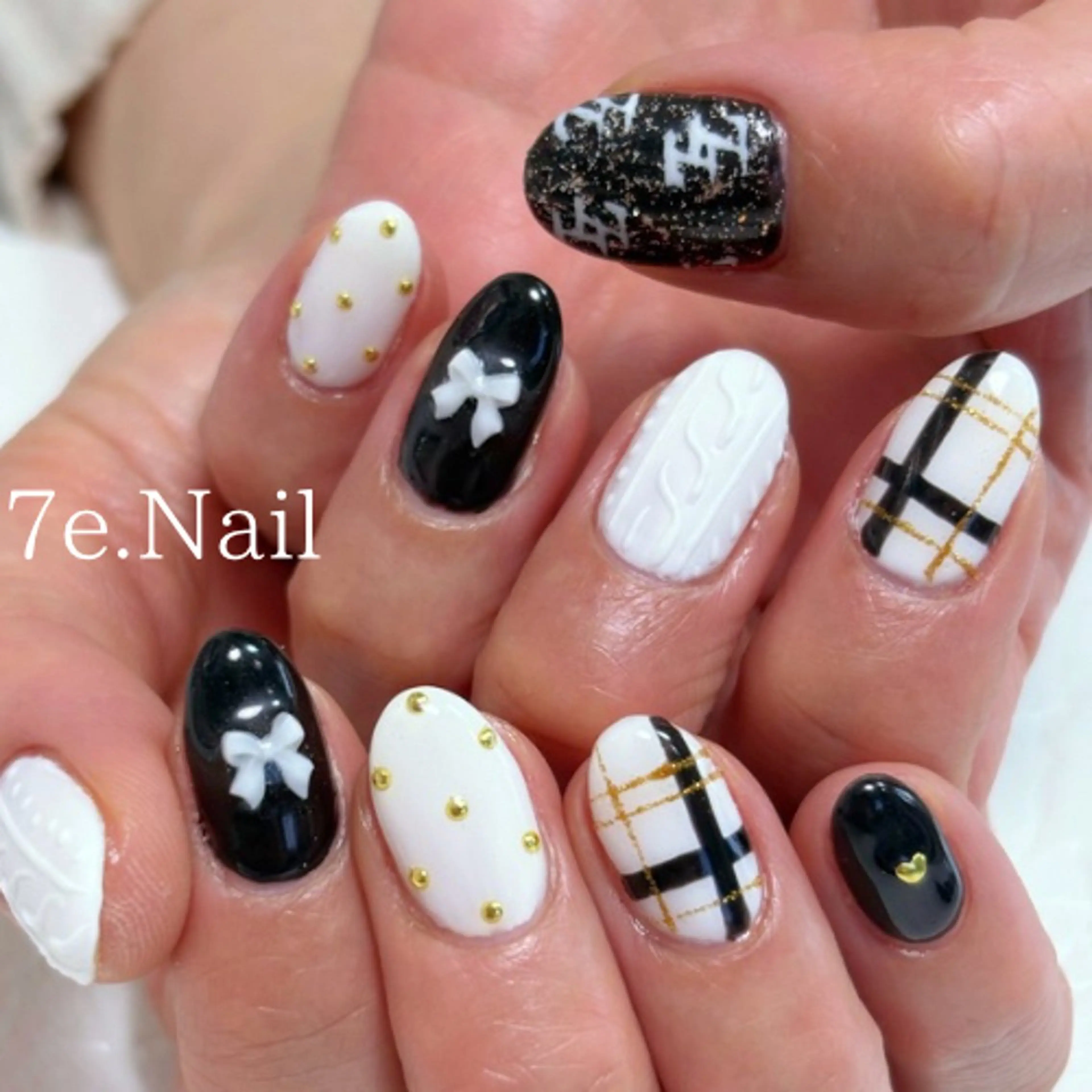 ネイル 7e. Nailのネイルデザイン