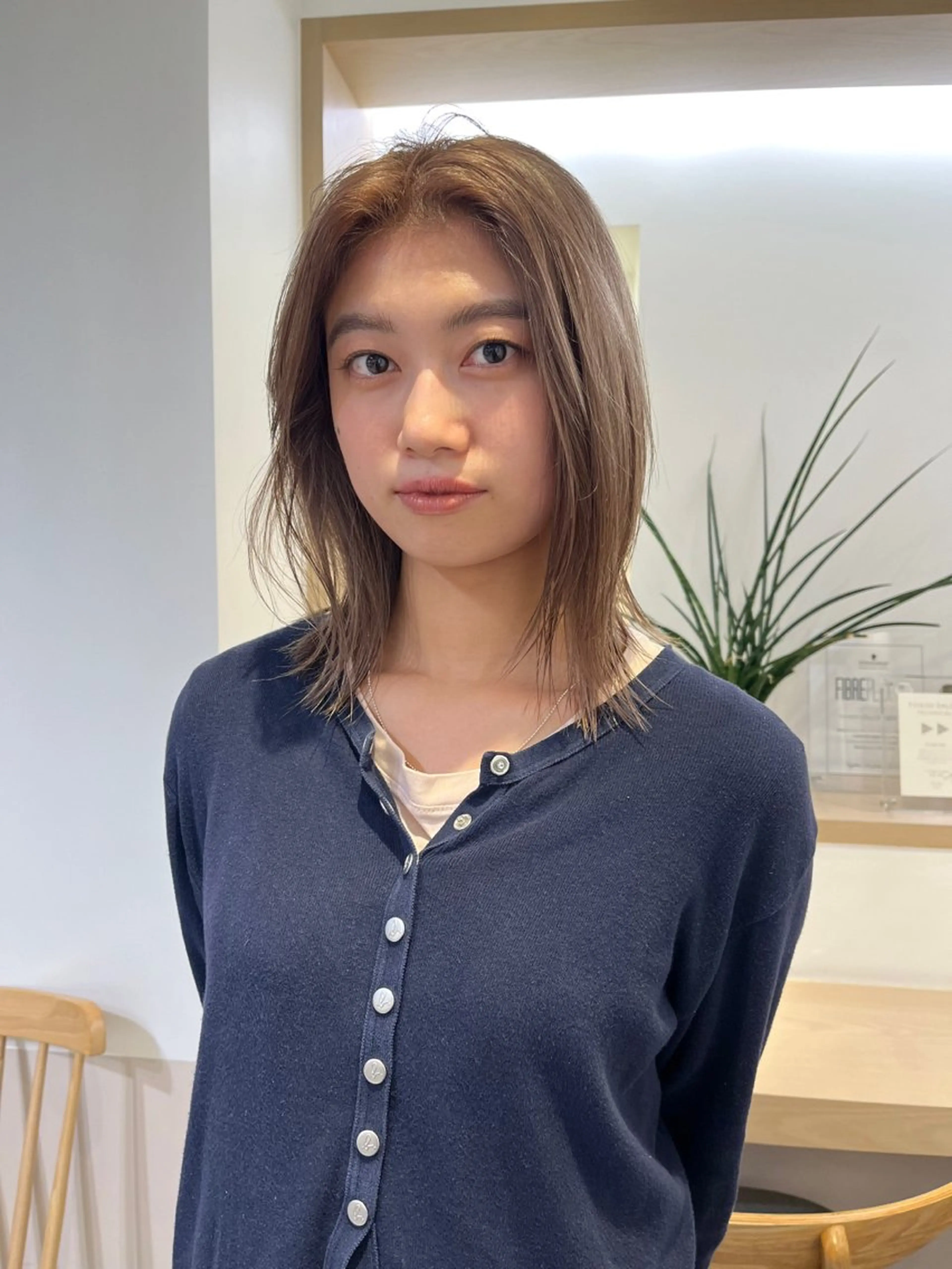 ミディアム 宮城 星のヘアスタイル