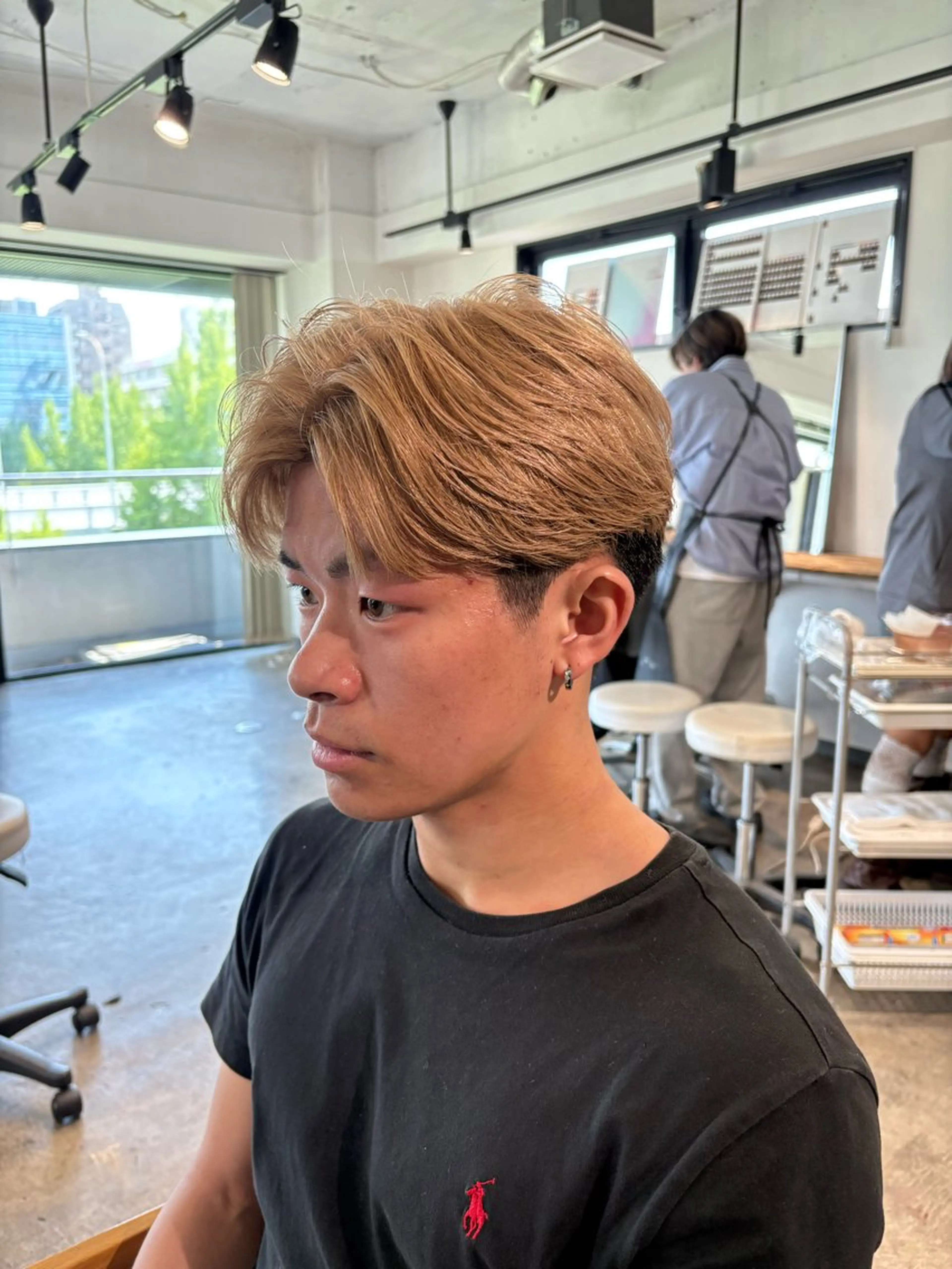 ミディアム カラー メンズ ミディアムパーマ センターパート ダウンパーマ フェザーパーマ カルマパーマ カット ヘアカラー 名駅/フェザーパーマ 韓国ヘア/森岡のヘアスタイル