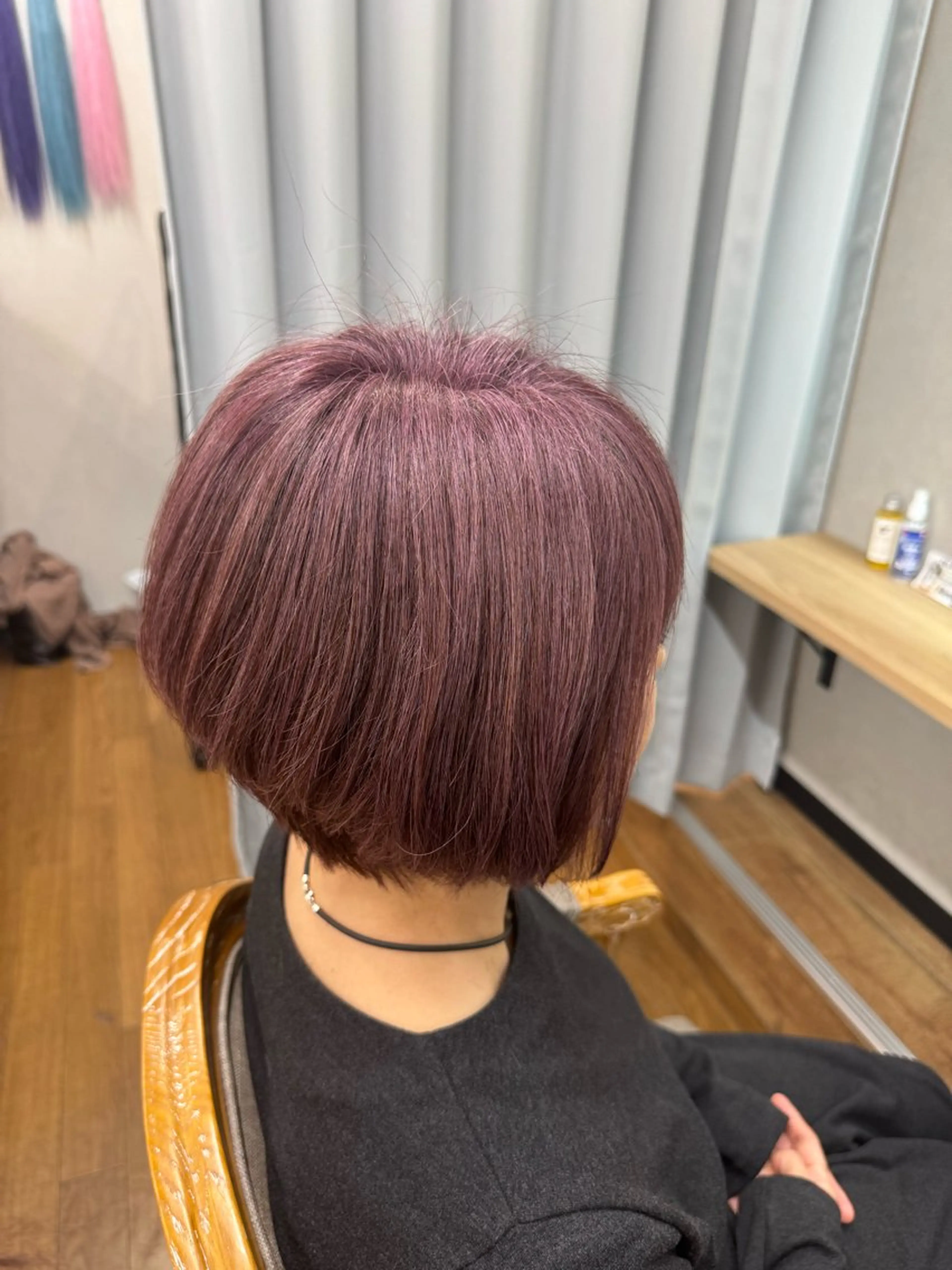 ショート カラー ベージュカラー ダブルカラー ピンクカラー ピンクベージュ カット ヘアカラー TELA  HAIR幕張本郷店所属・Sawada Namikaのヘアスタイル