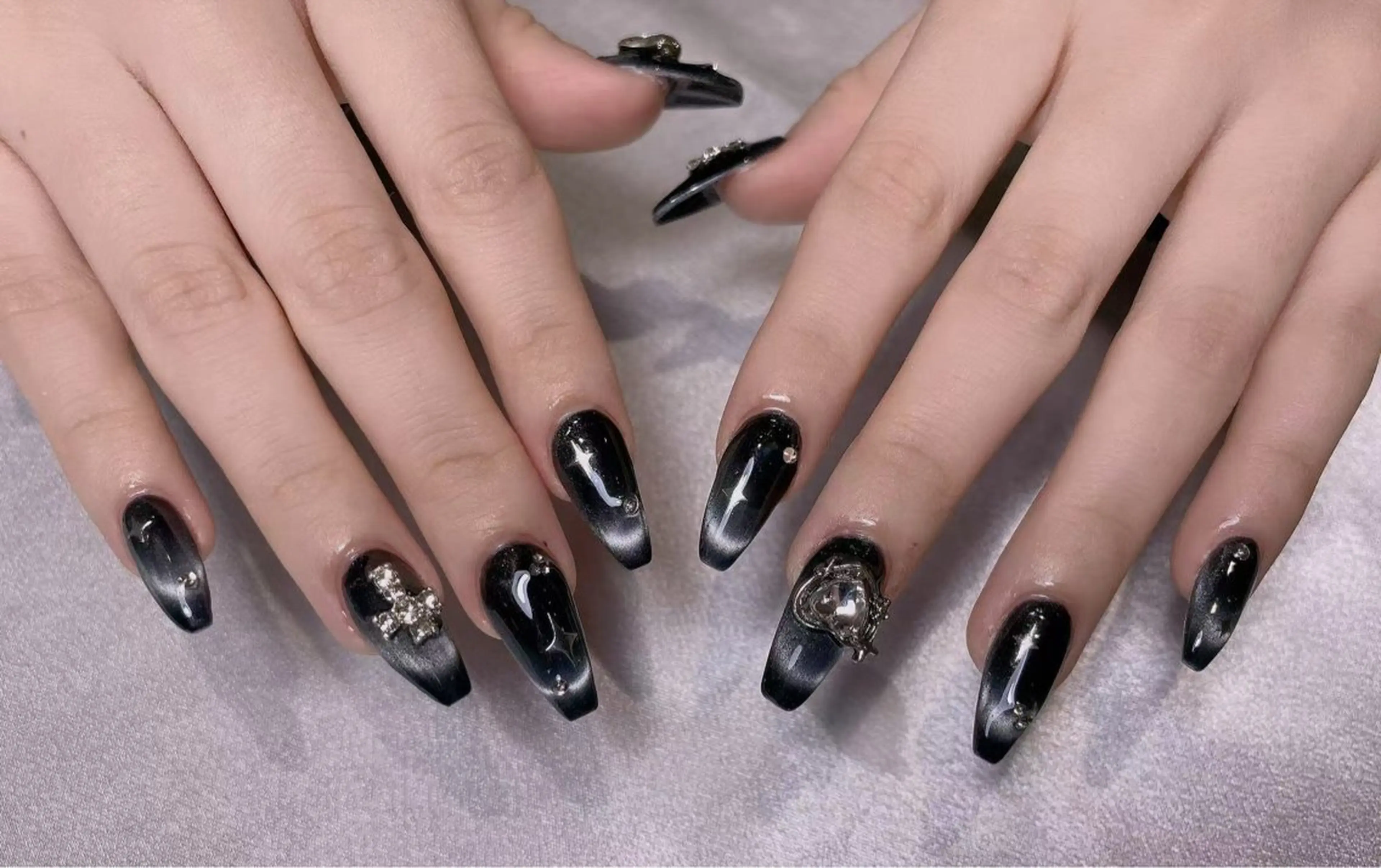 ネイル ハンドネイル リン リンのネイルデザイン