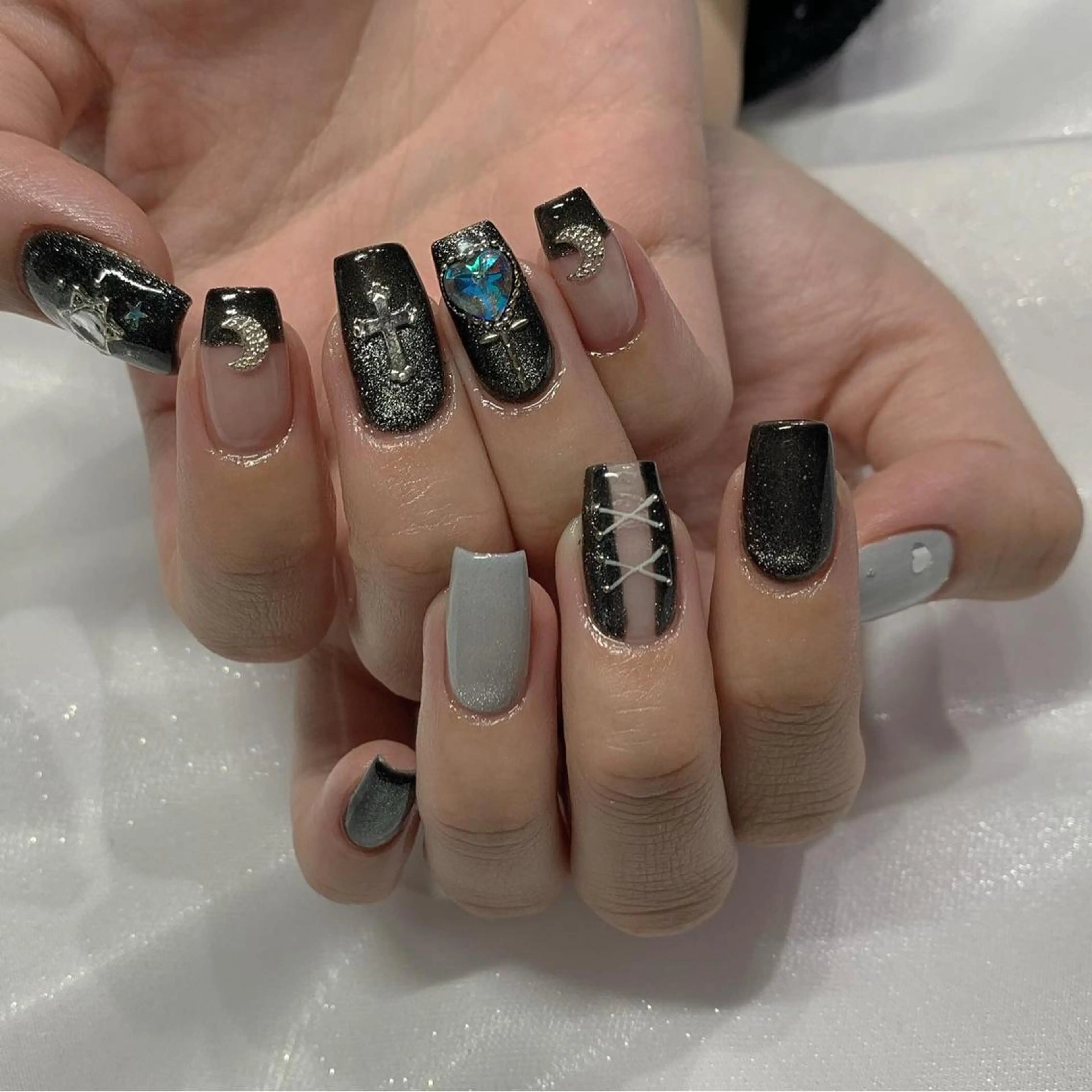 ネイル ハンドネイル ハンドケア lylynail YUUKAのネイルデザイン