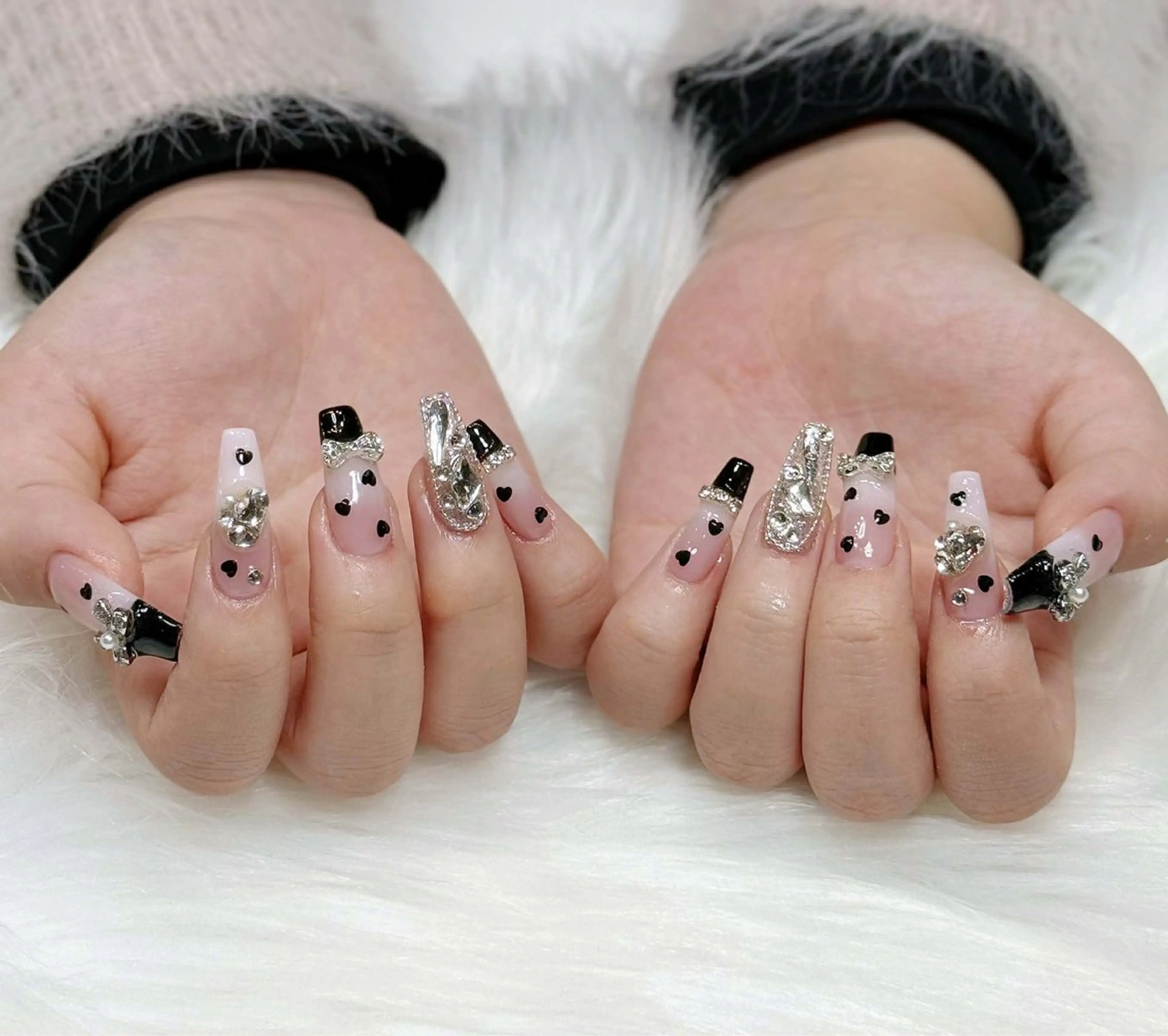 ネイル アートネイル オーロラネイル ジェルネイル 韓国ネイル ロングネイル ハンドネイル Nichi Nailsのネイルデザイン