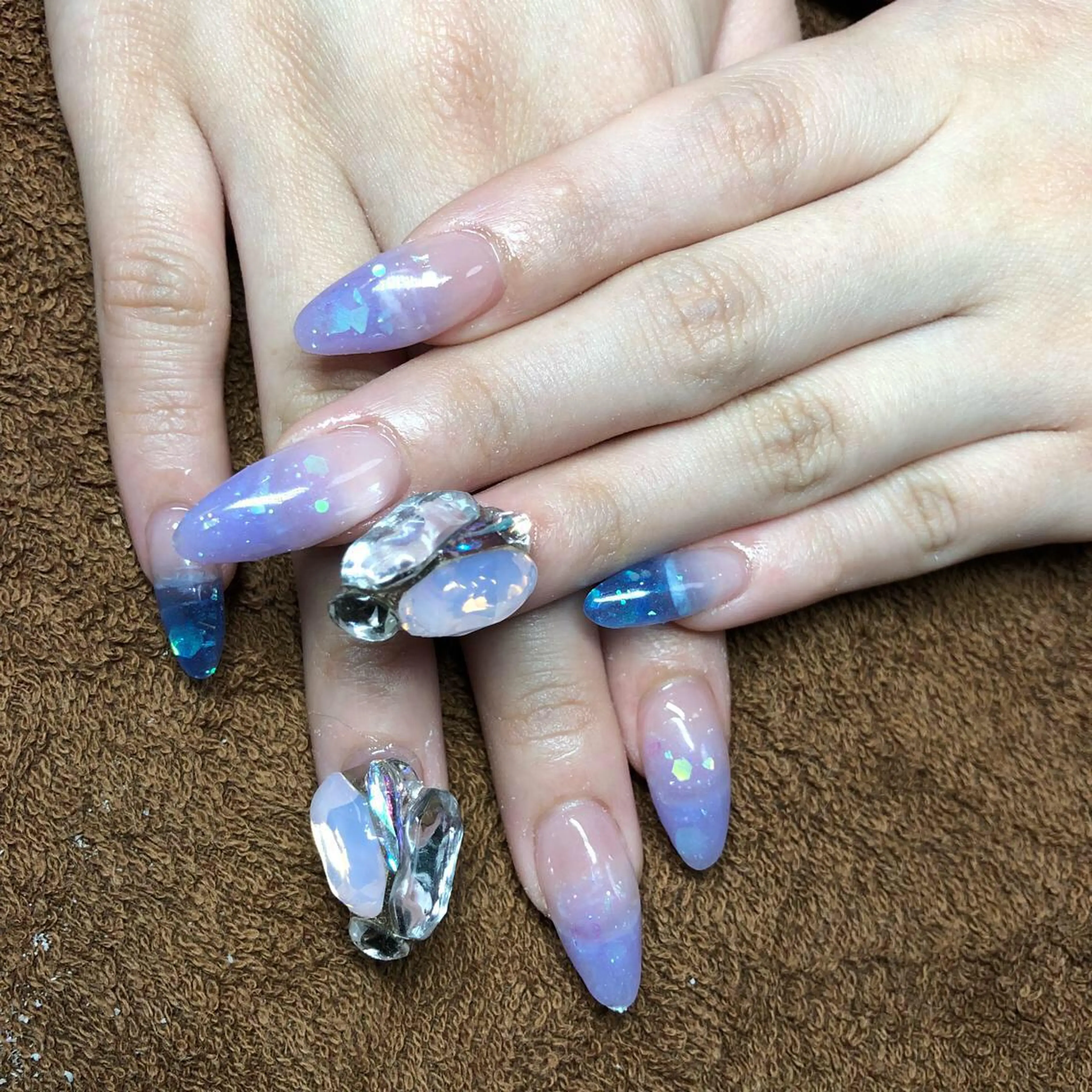ミディアム ネイル 《LB》ラブリエ Nail&eyeのマツエク・マツパデザイン