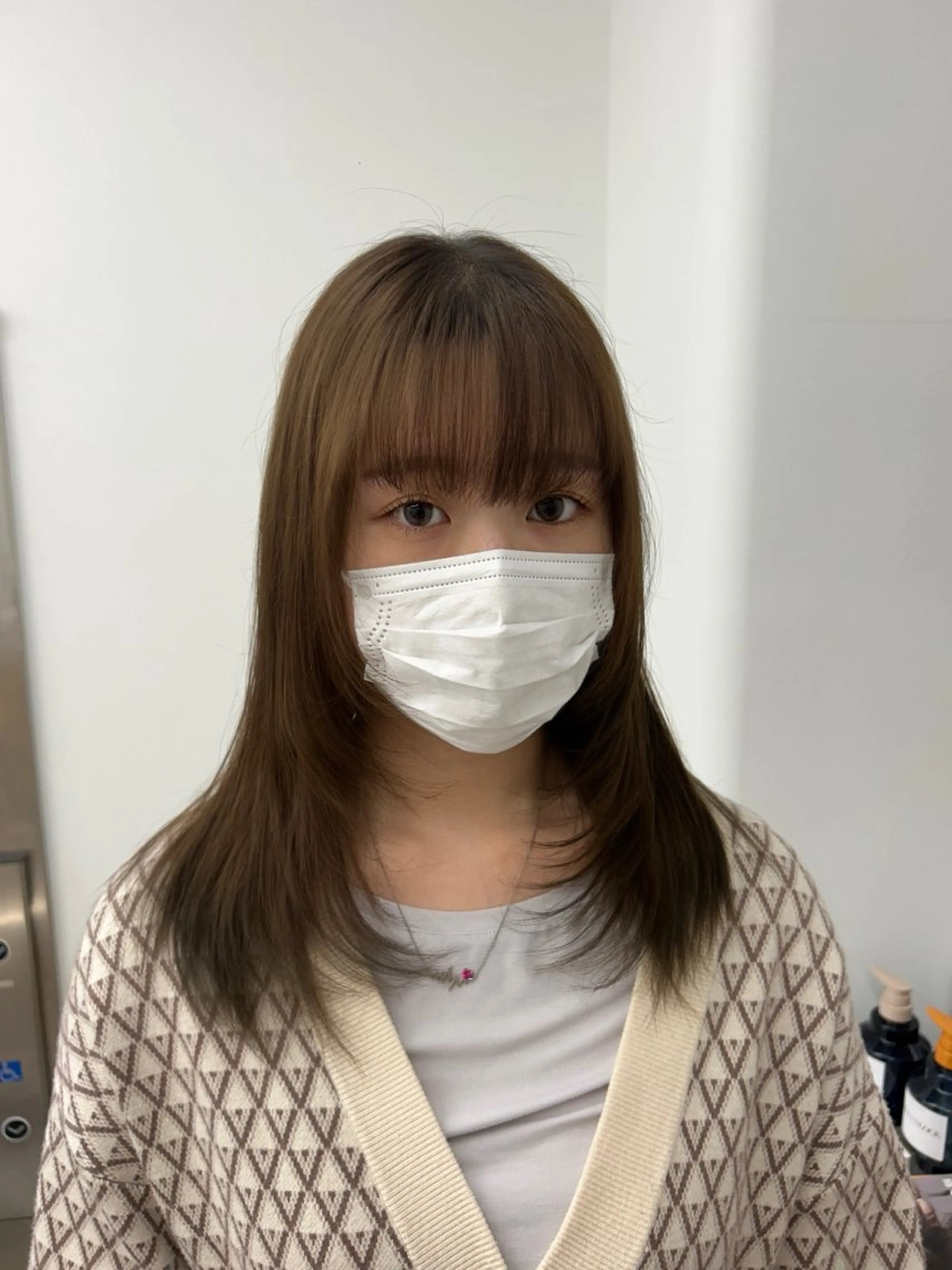 ミディアム ハルカ 透明感カラー 美髪縮毛矯正🥣のヘアスタイル