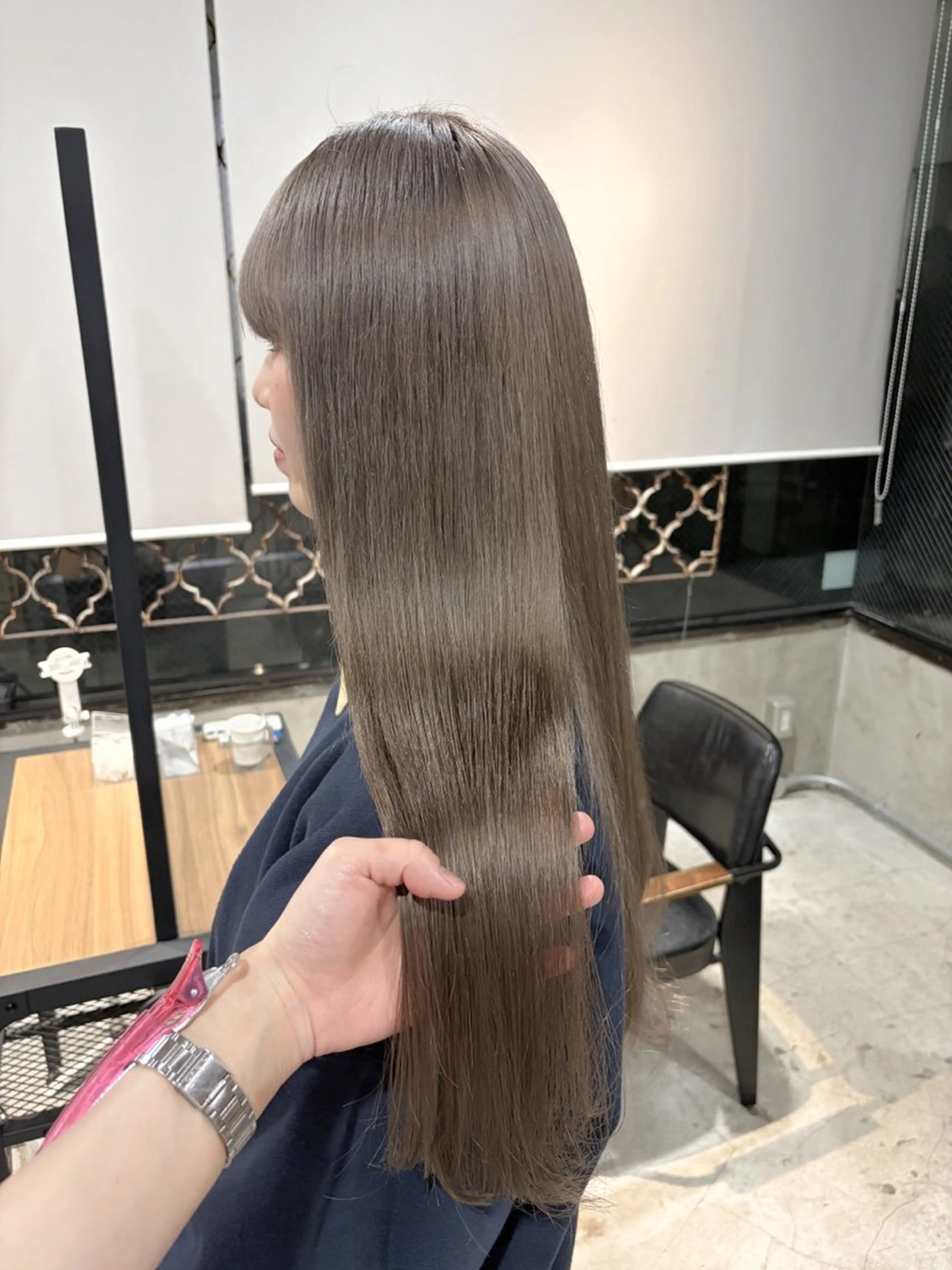 ロング カラー ベージュカラー ブリーチ ブロンド ケアブリーチ ダブルカラー ヘアカラー トリートメント ヘアセット 似合わせベージュ 🍯ayumi🍯のヘアスタイル