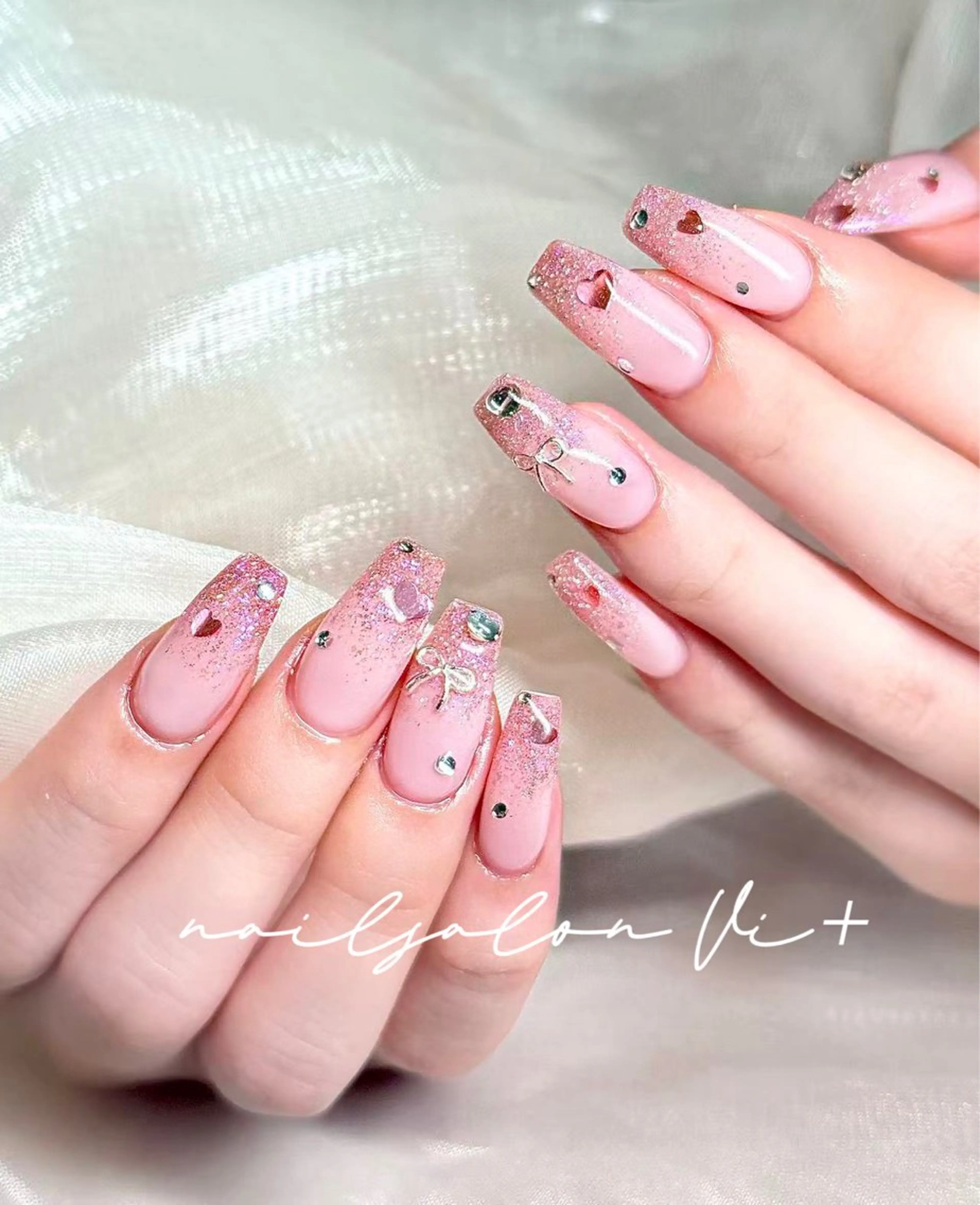 ネイル ハンドネイル ✨Nailsalon Vi+✨のネイルデザイン