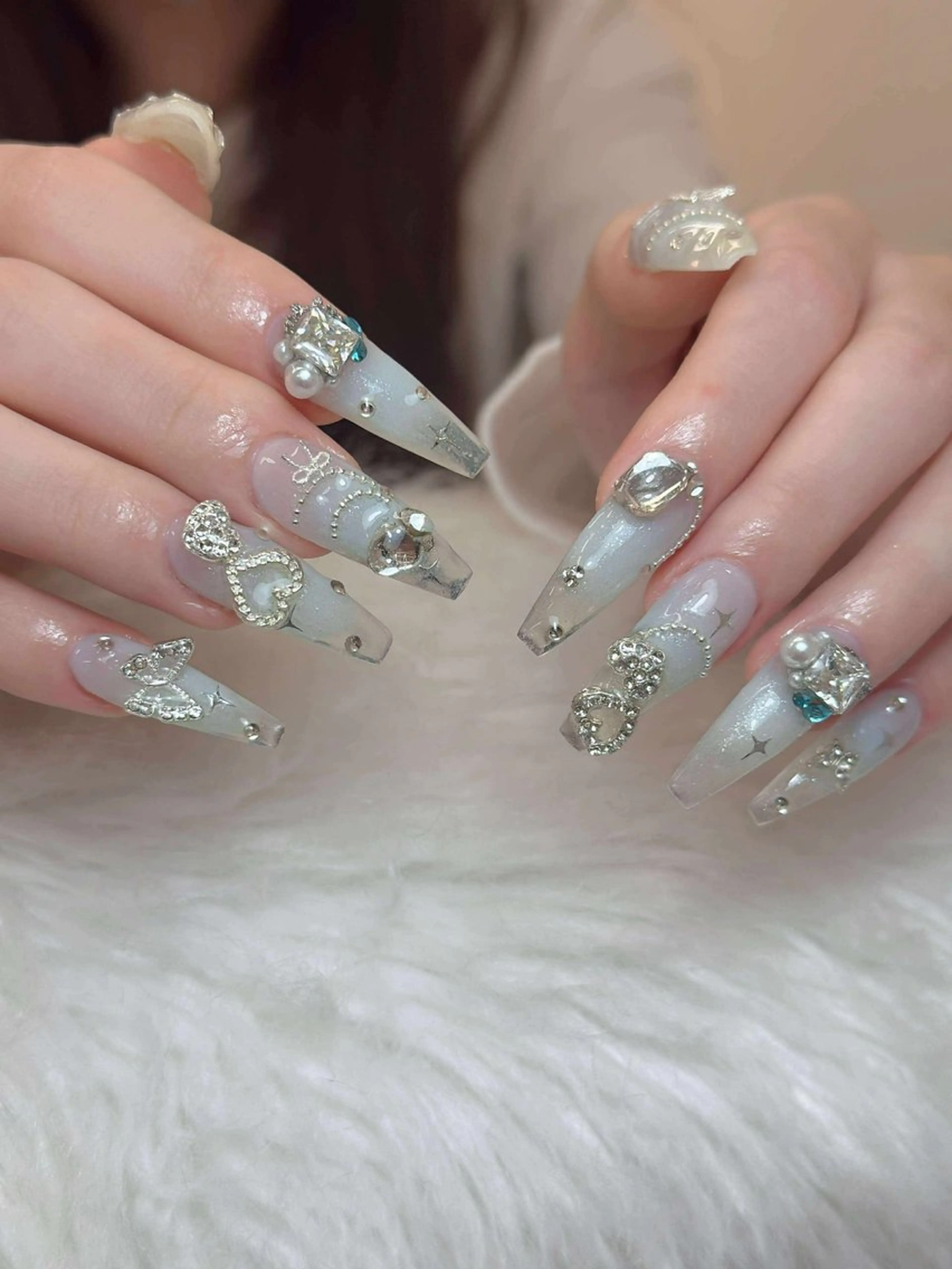 ネイル アートネイル ジェルネイル ニュアンスネイル シンプルネイル ネイルチップ ハンドネイル Nie Nail Shinokuboのネイルデザイン