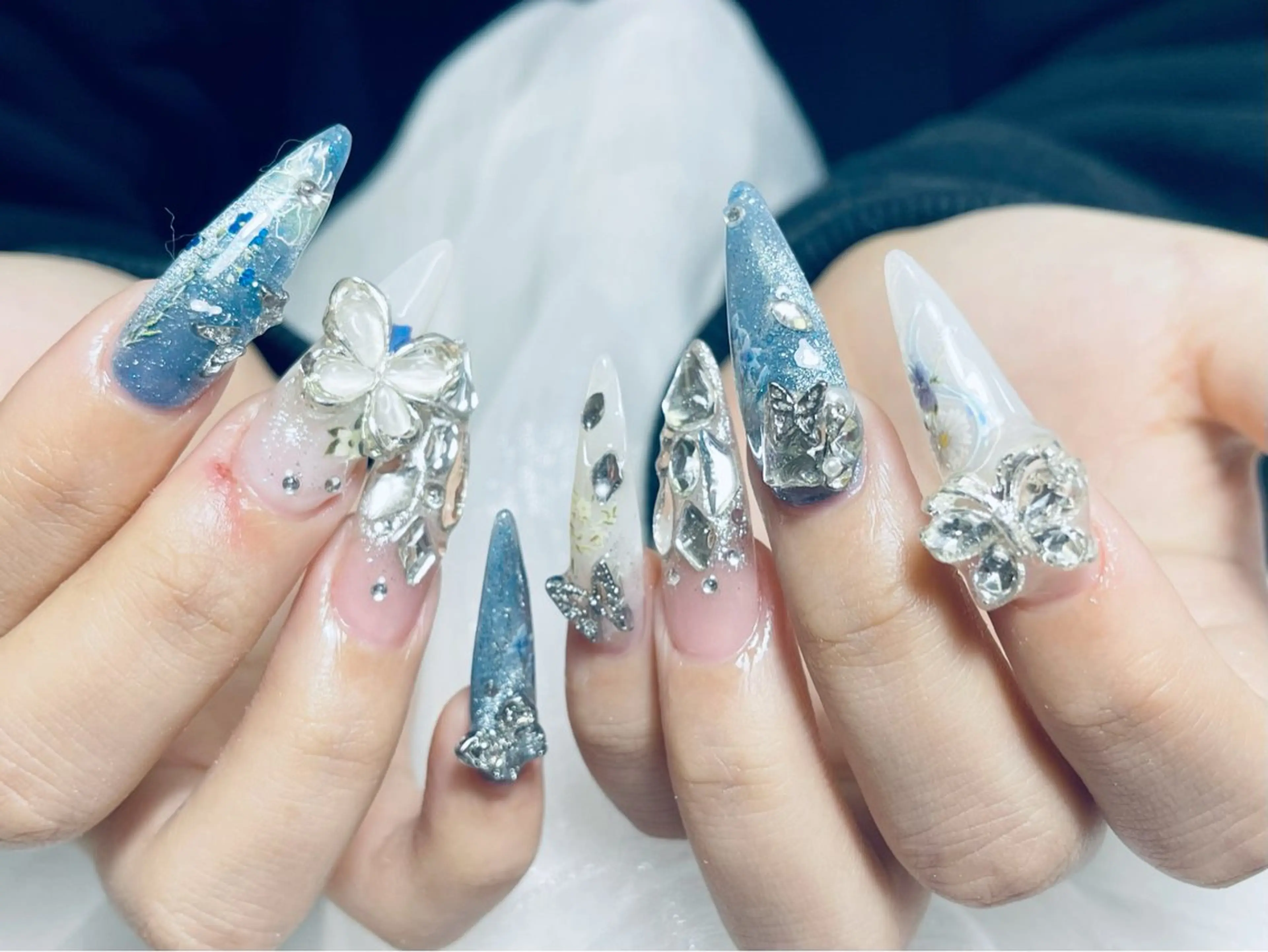 ネイル ハンドネイル 🎀ネイルサロン エクラYUI🎀のネイルデザイン