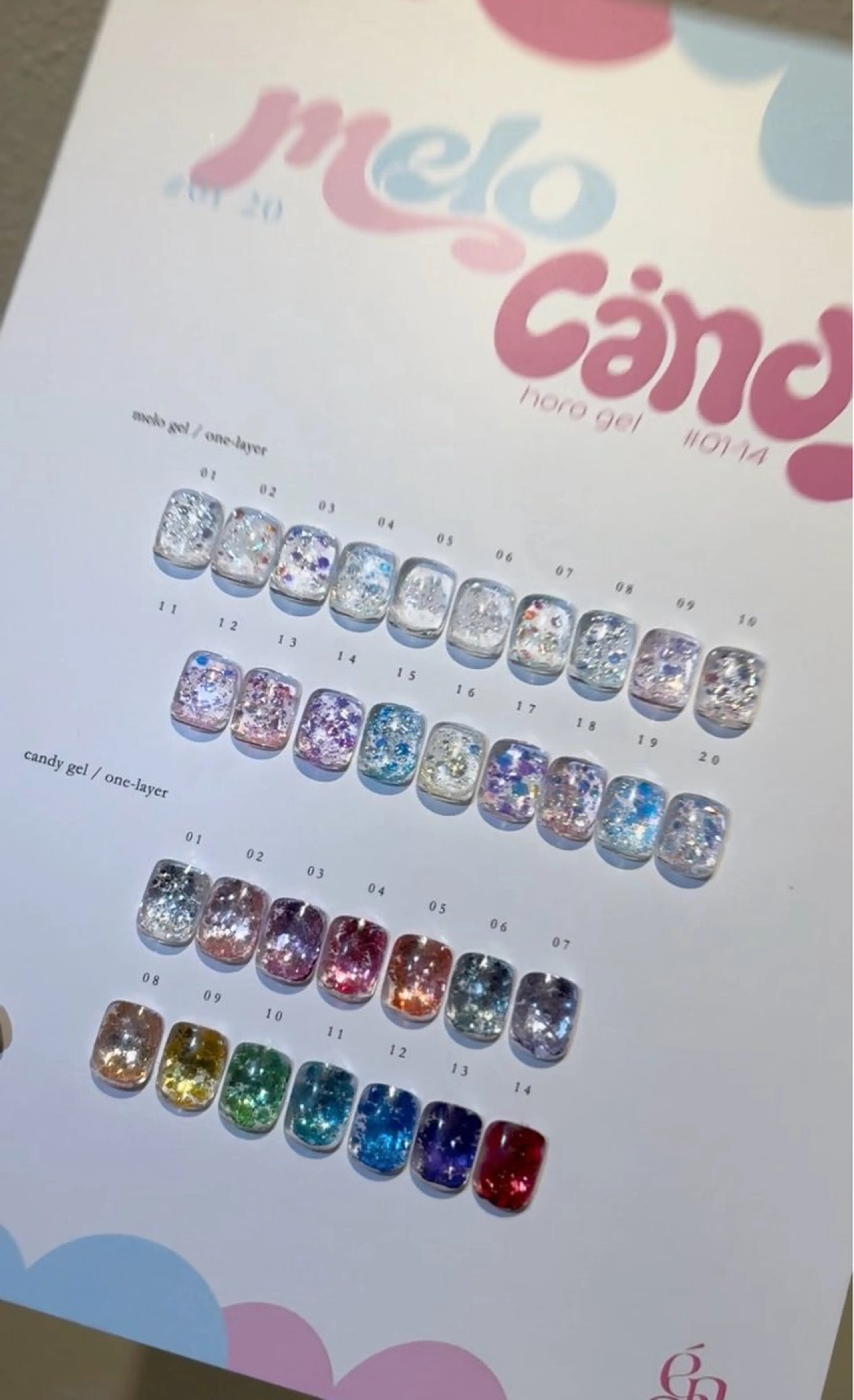 ネイル キラキラネイル モンタナ nailのネイルデザイン