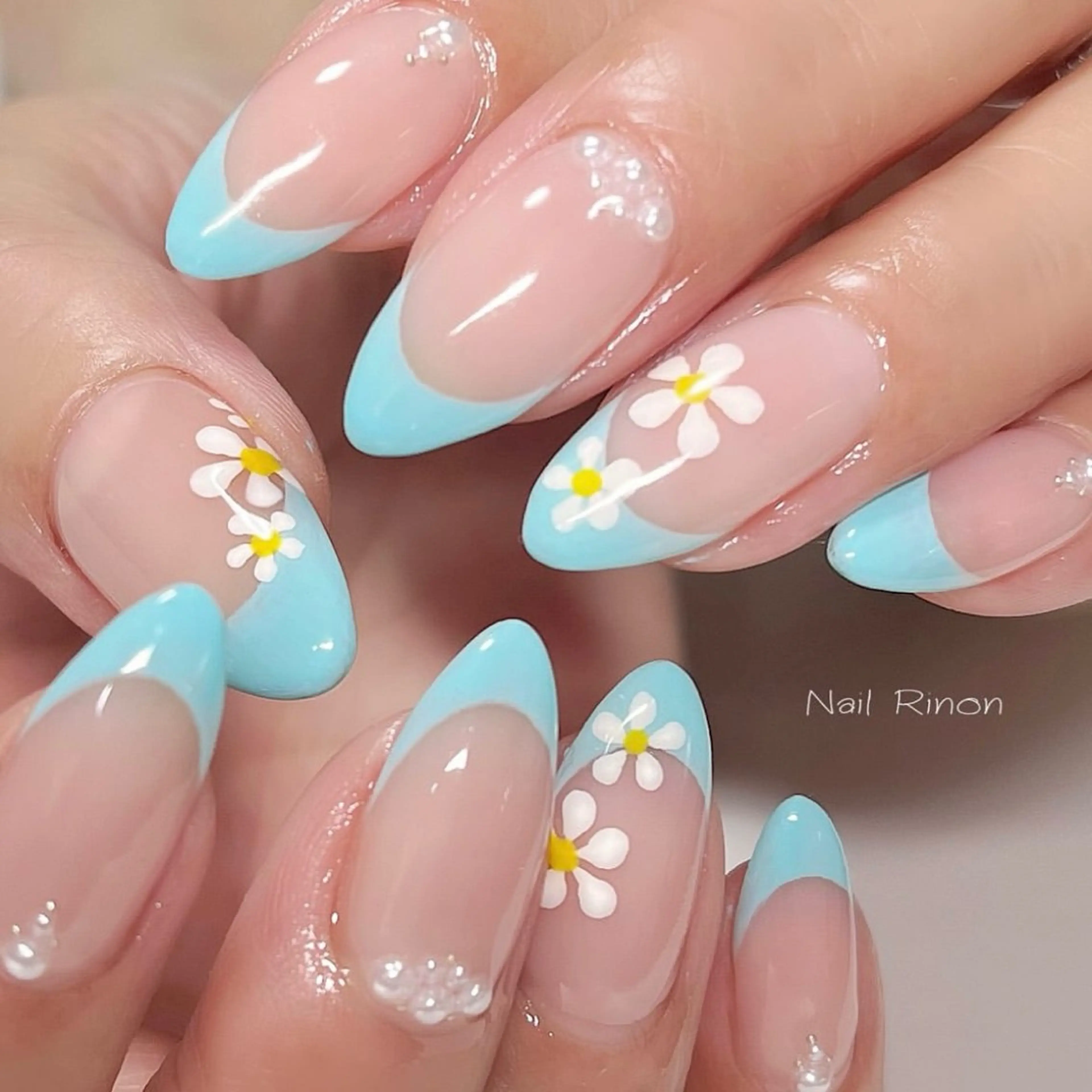 ネイル フレンチネイル ハンドネイル Nail Rinonのネイルデザイン
