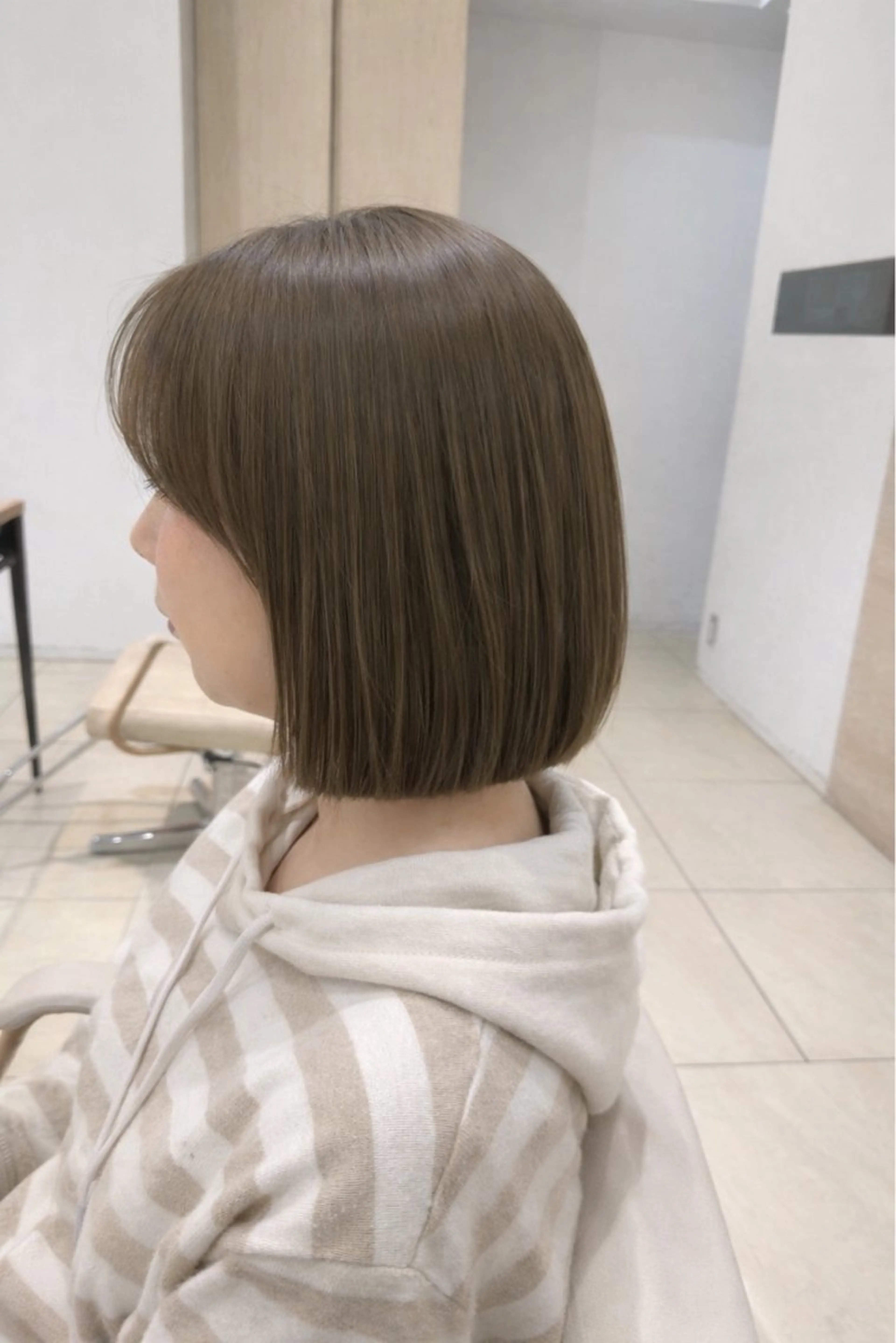 ショート カラー ヘアカラー 小川 朋夏のヘアスタイル