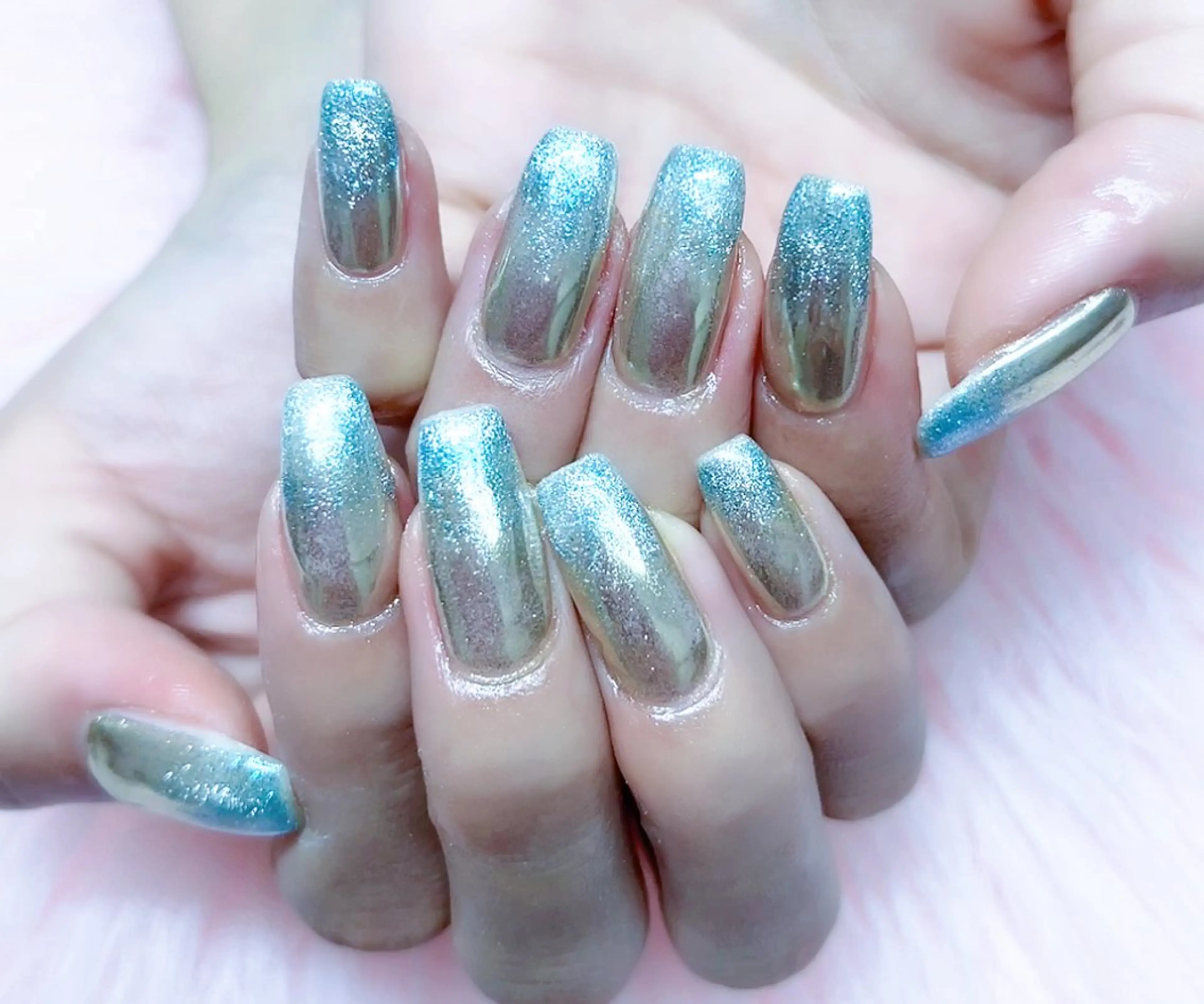 ネイル ハンドネイル MoonNail ユリ🌸のネイルデザイン
