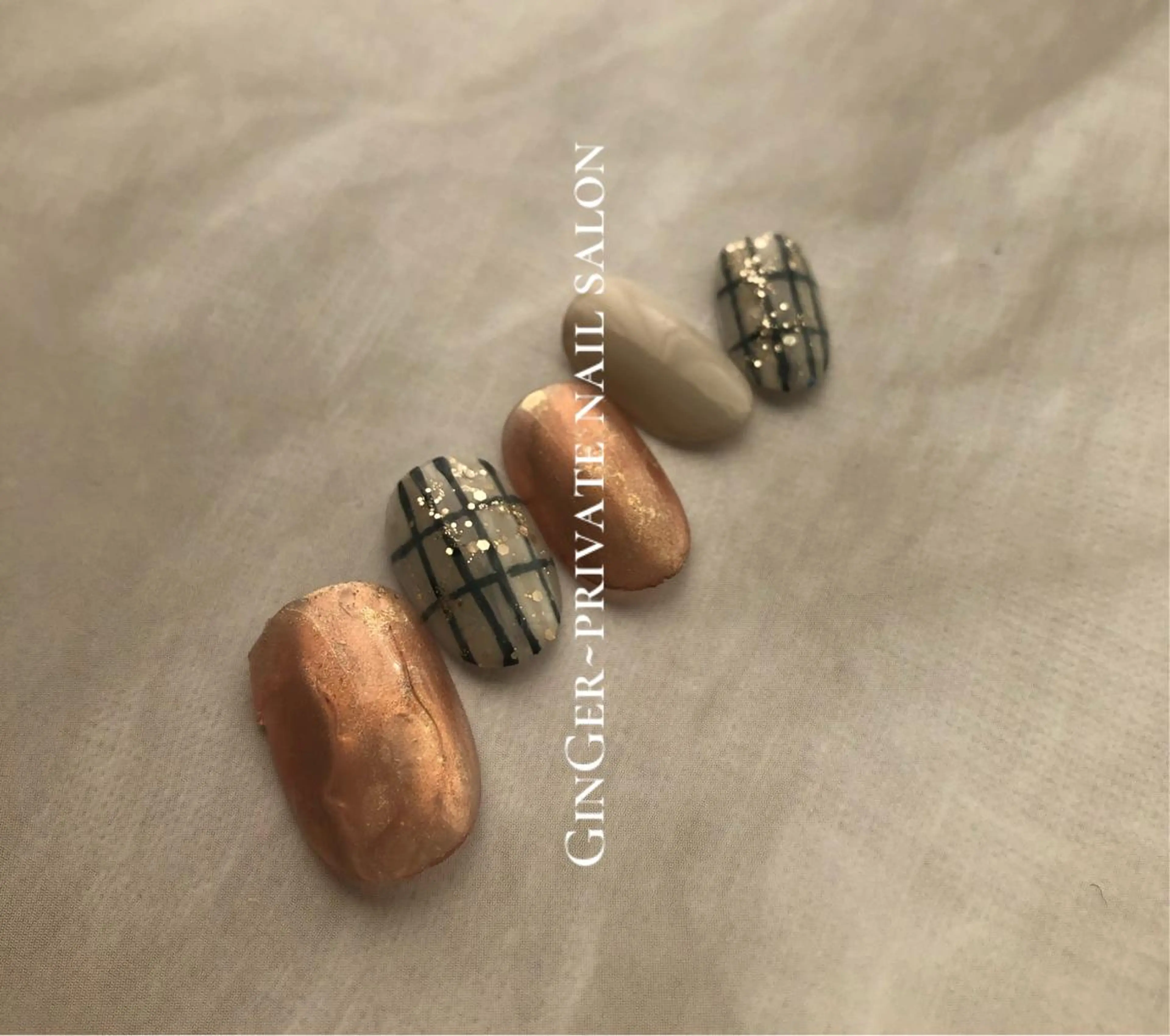 ネイル フットネイル グラデーション ニュアンスネイル オフィスネイル GinGer nail salonのネイルデザイン