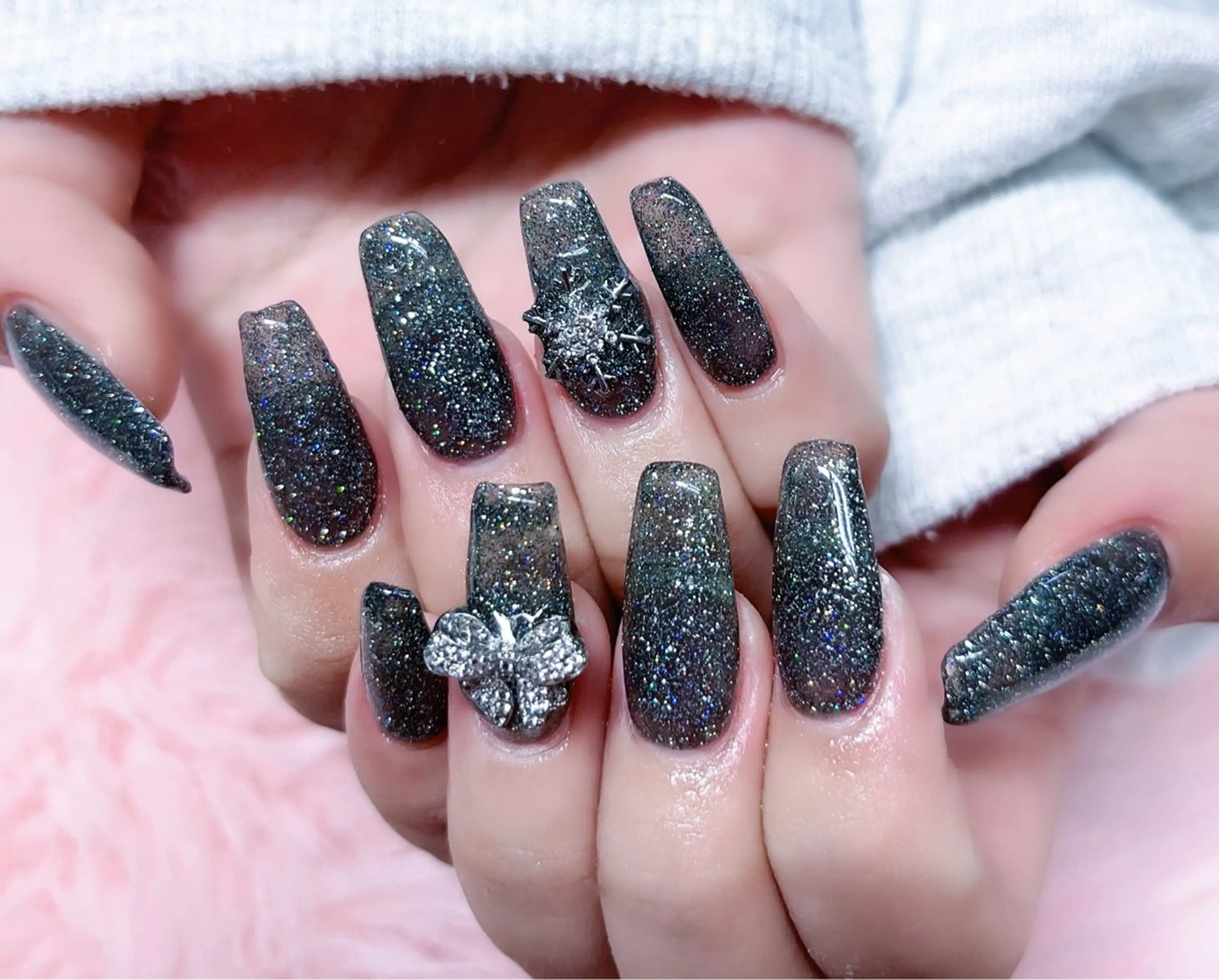 ネイル フットネイル フレンチネイル ジェルネイル ゴージャス ハート MoonNail ユリ🌸のネイルデザイン