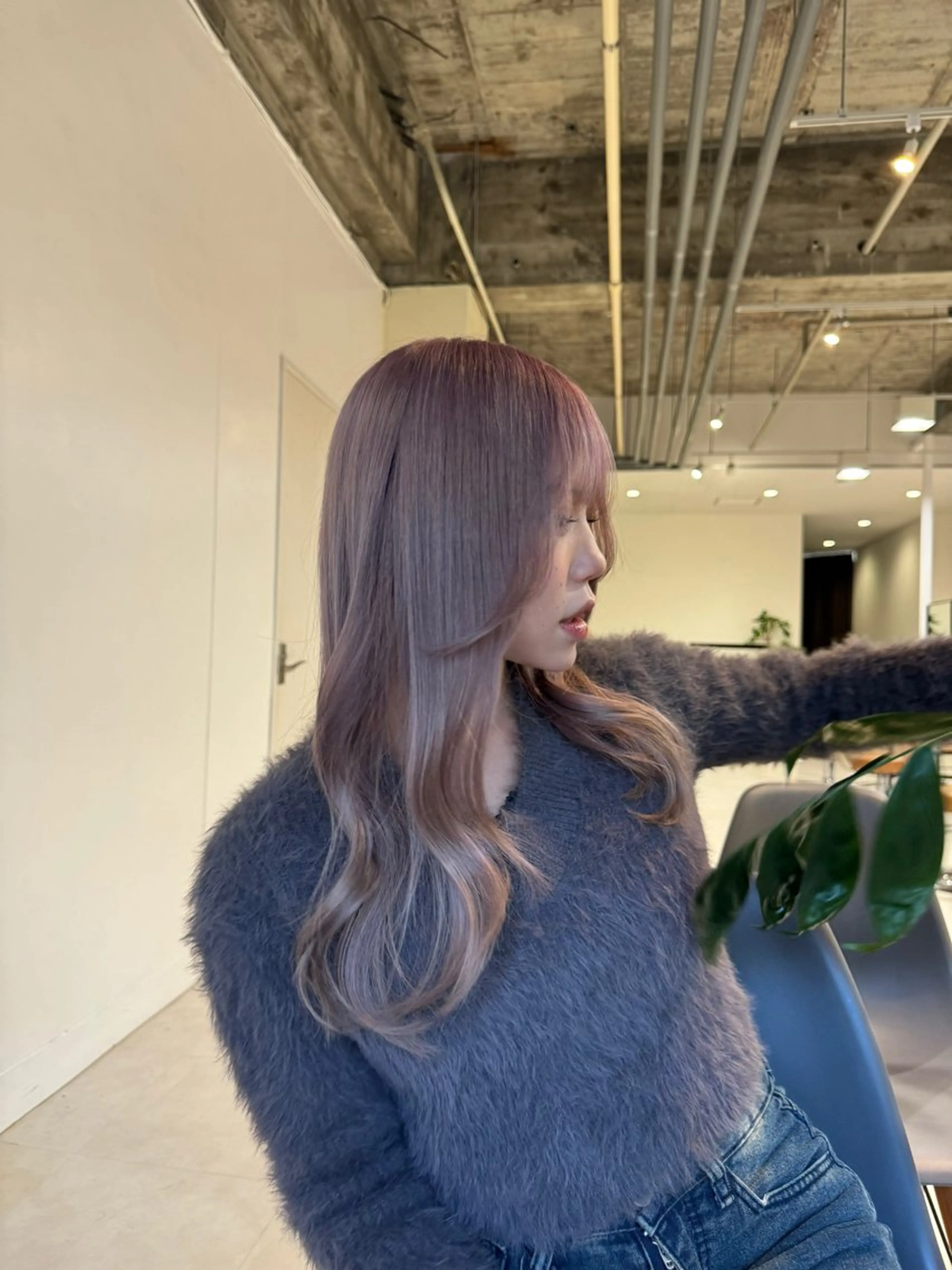 カラー amoretto kiraのヘアスタイル