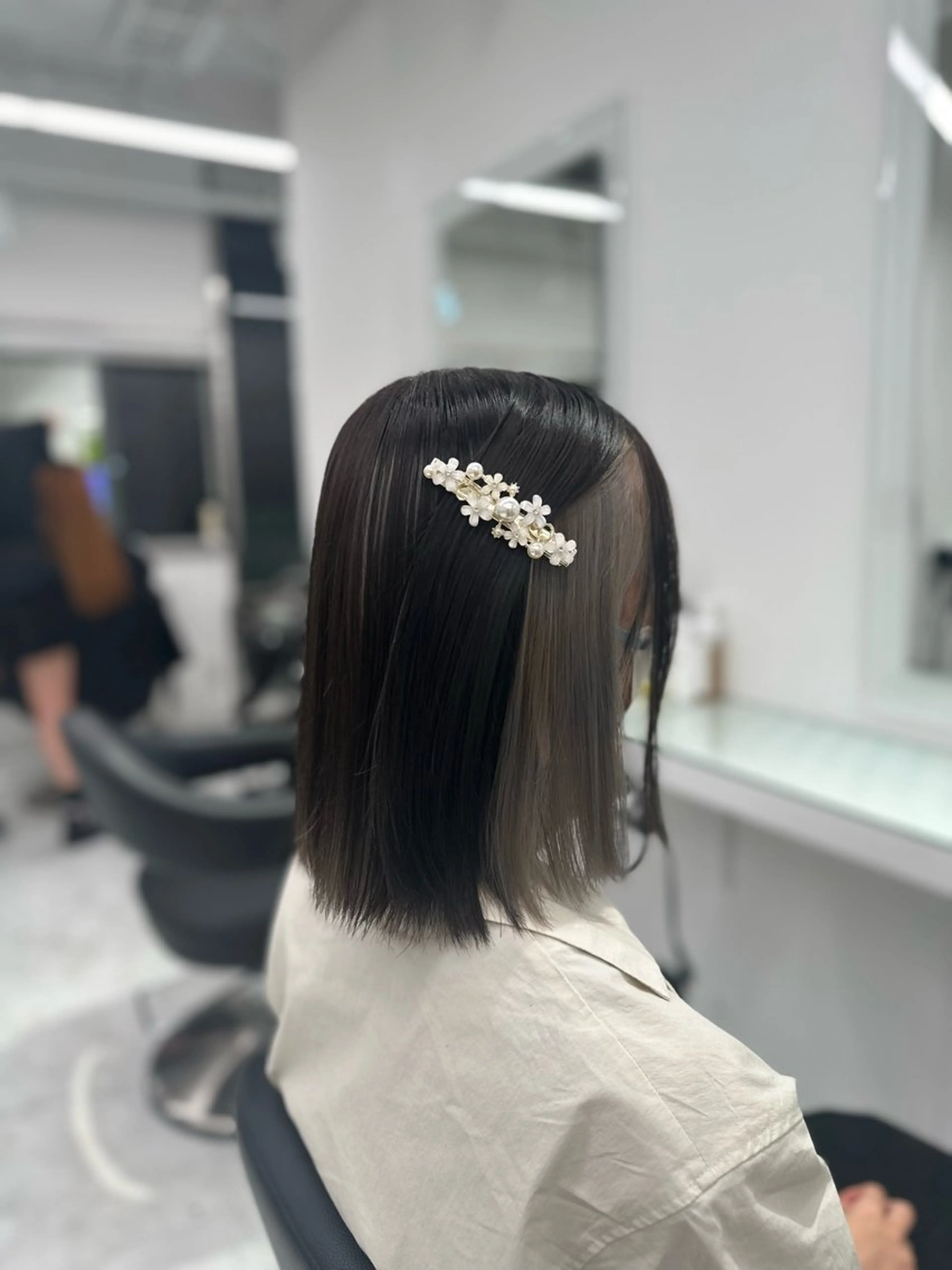 セミロング カラー ❄最強かわいいカラー ❄️MINA❄️のヘアスタイル