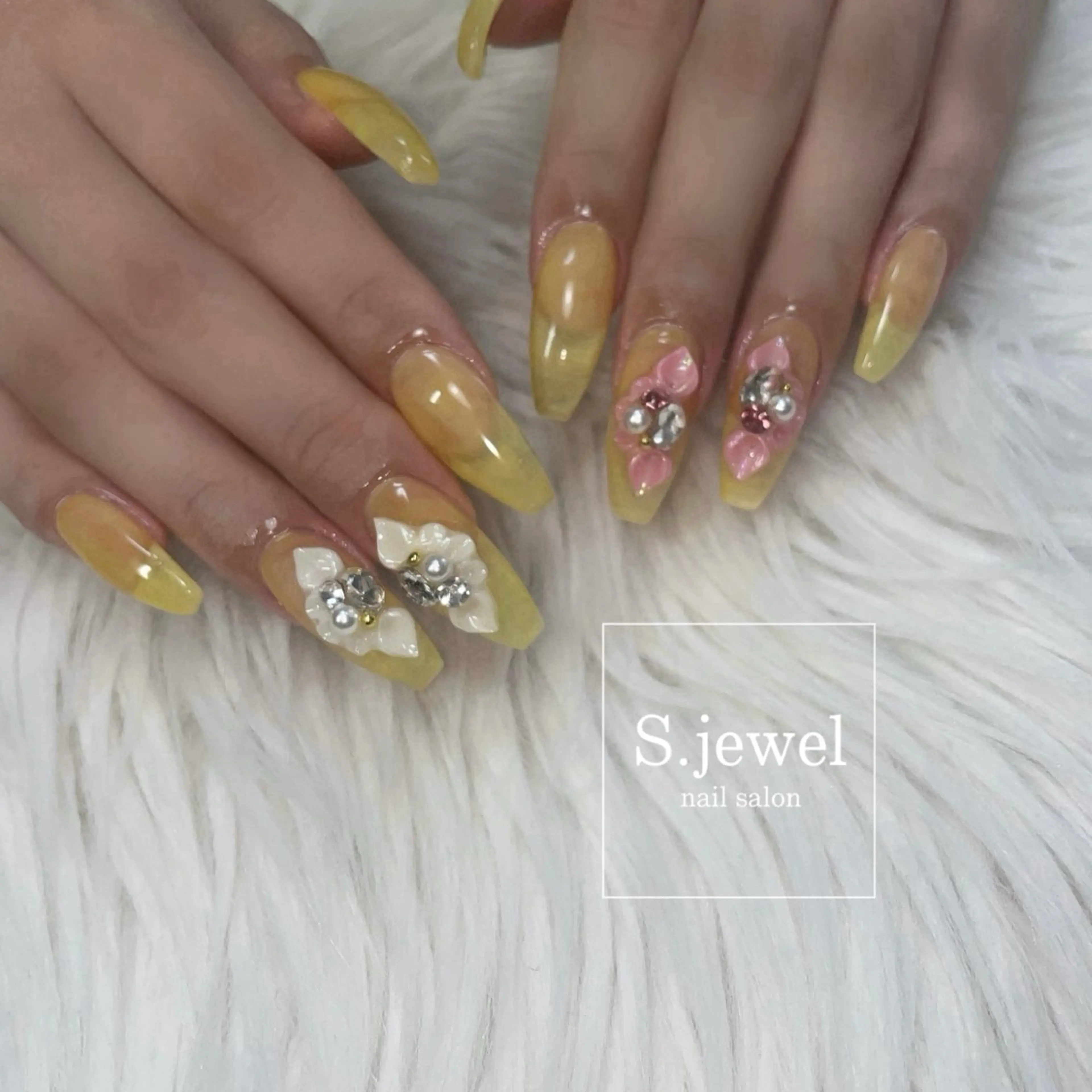 ネイル S♡JEWEL所属・S. JEWELのネイルデザイン