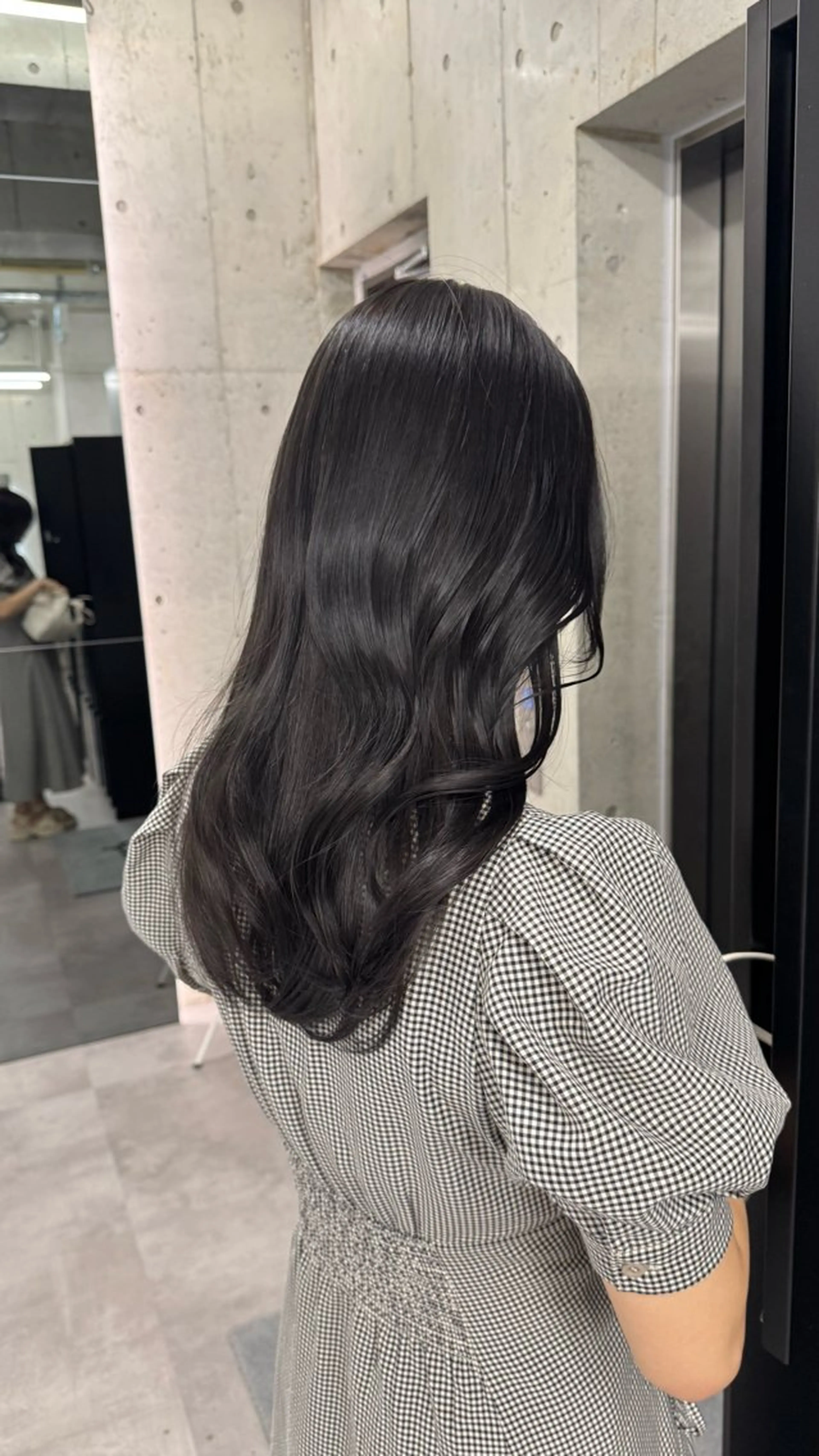 セミロング カラー レイヤーカット shio ハイトーン 💗【福岡天神】のヘアスタイル