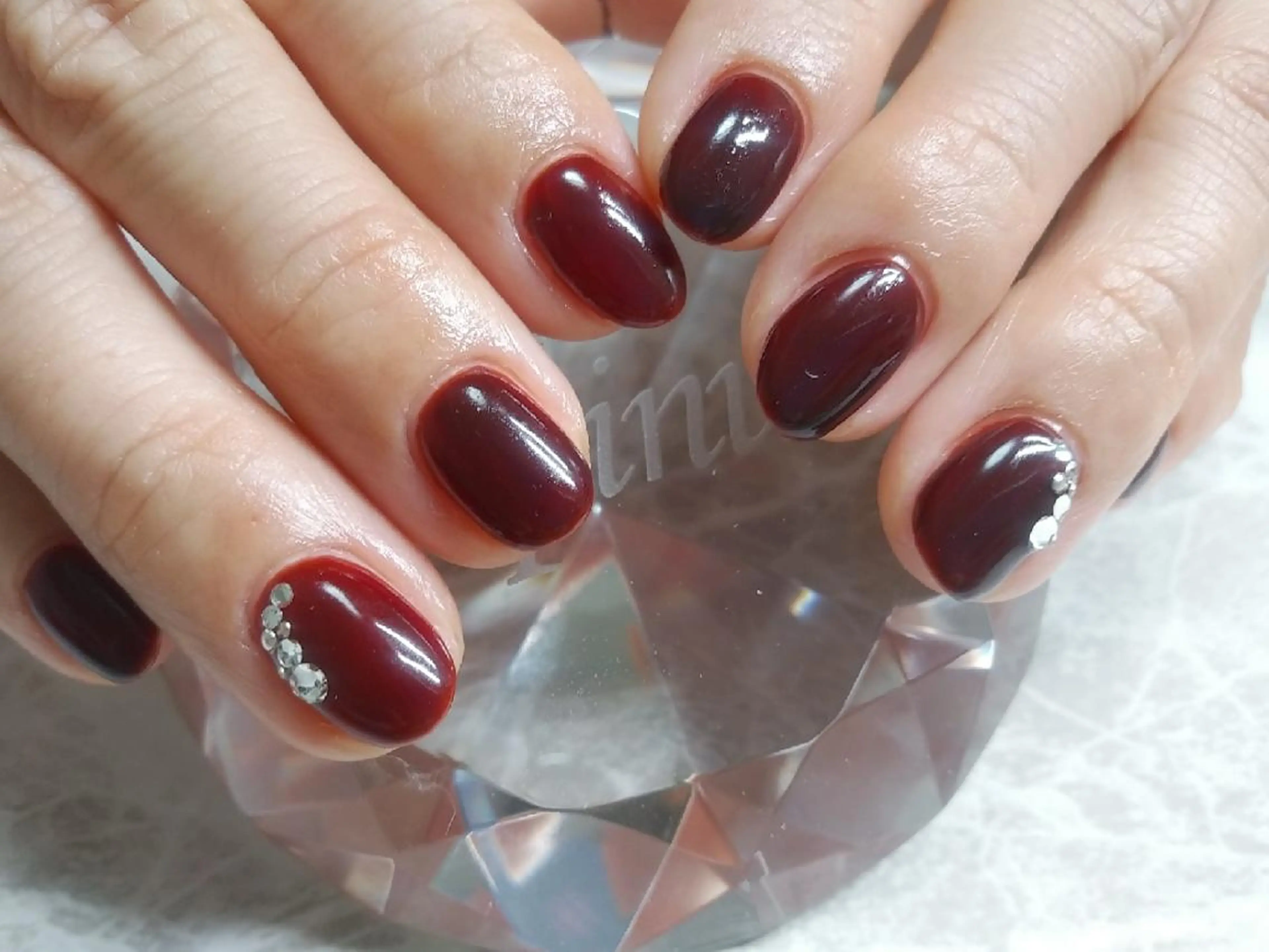 ネイル シンプルネイル ハンドネイル フットネイル Lupinus所属・Lupinus ルピナスのネイルデザイン