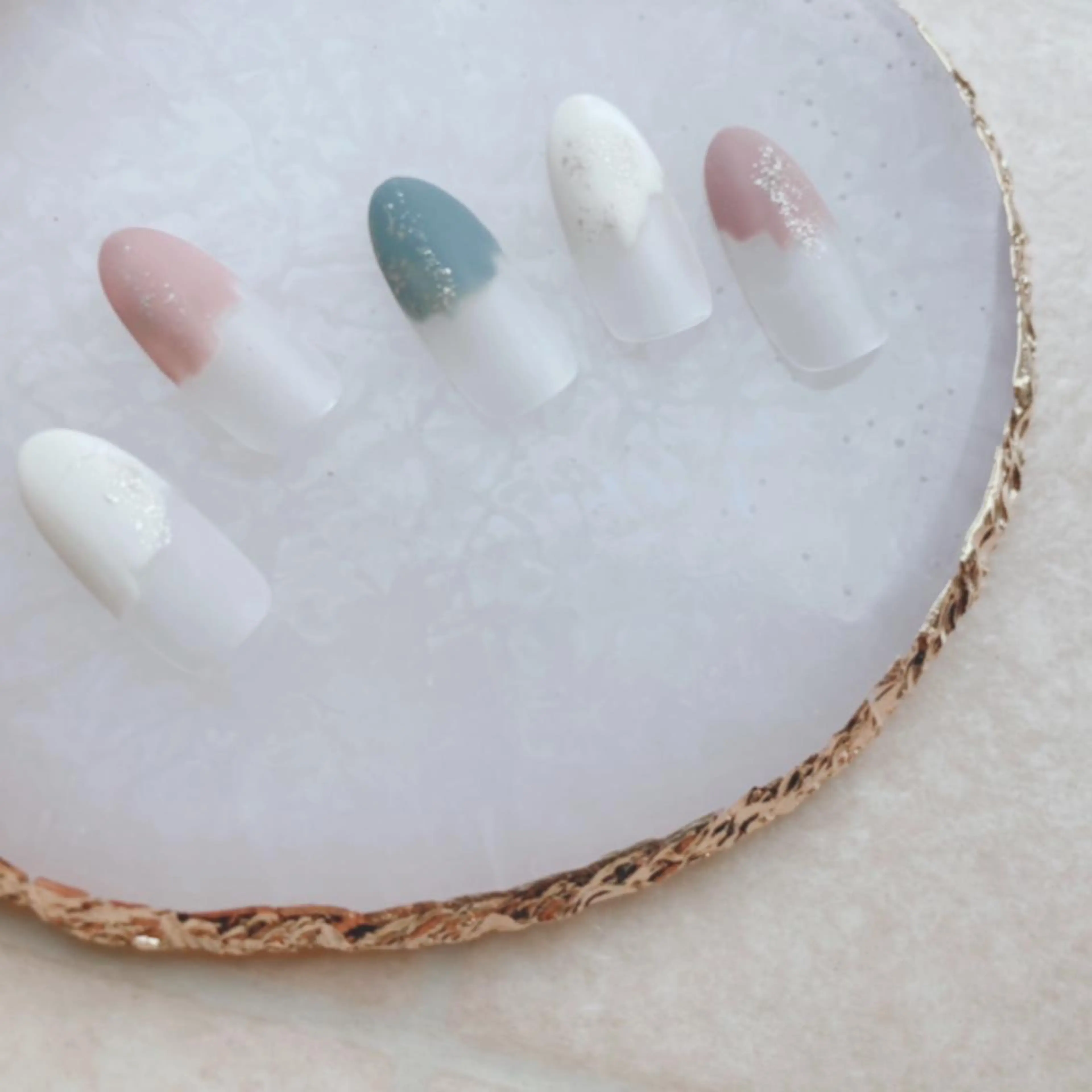 定額4400円コース除去ありの写真