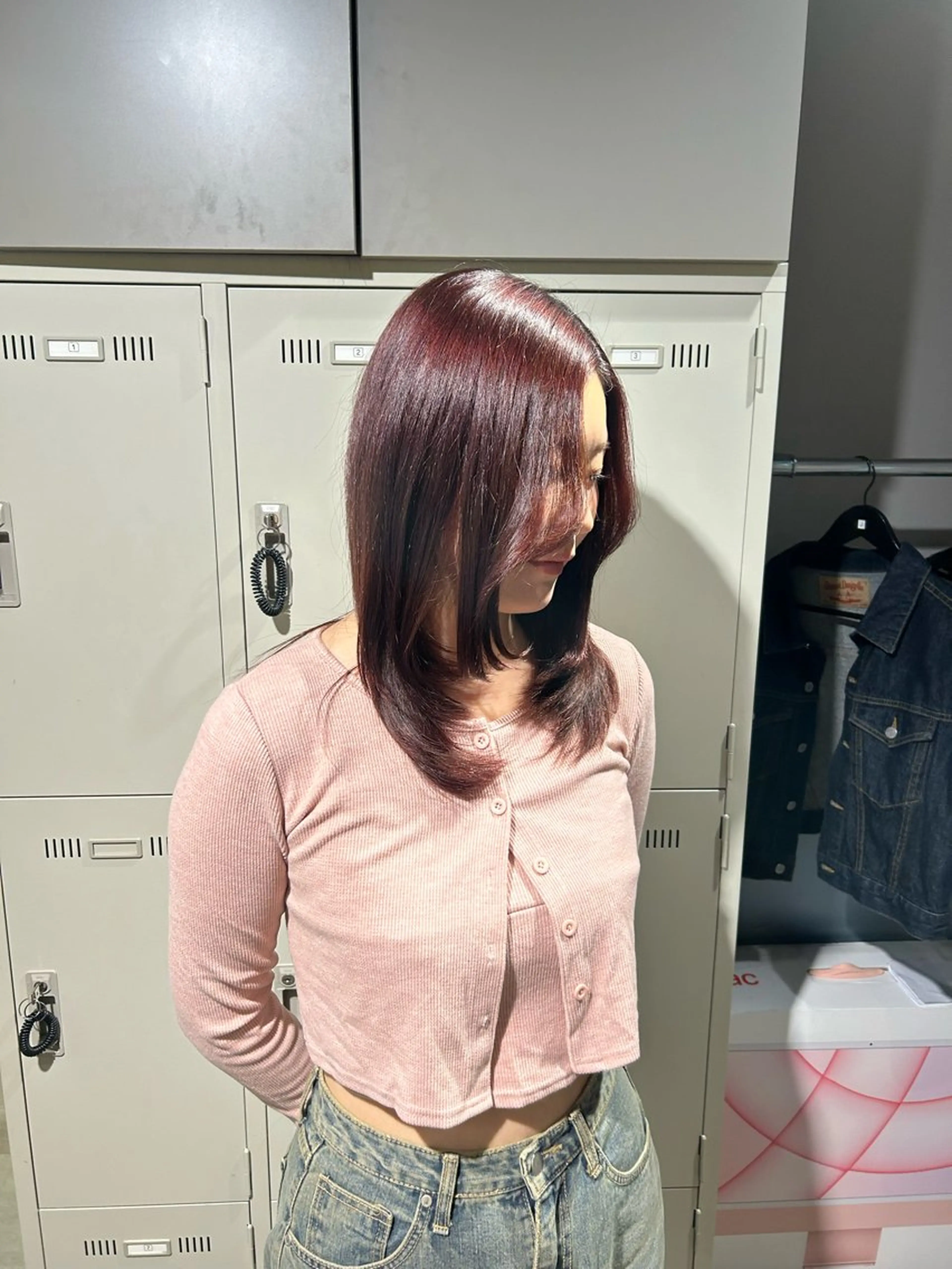 セミロング カラー パーマ ヘアアレンジ メンズ キッズ カット ヘアカラー トリートメント 🦋韓国レイヤー｜ 透明感グレージュ🦋のヘアスタイル