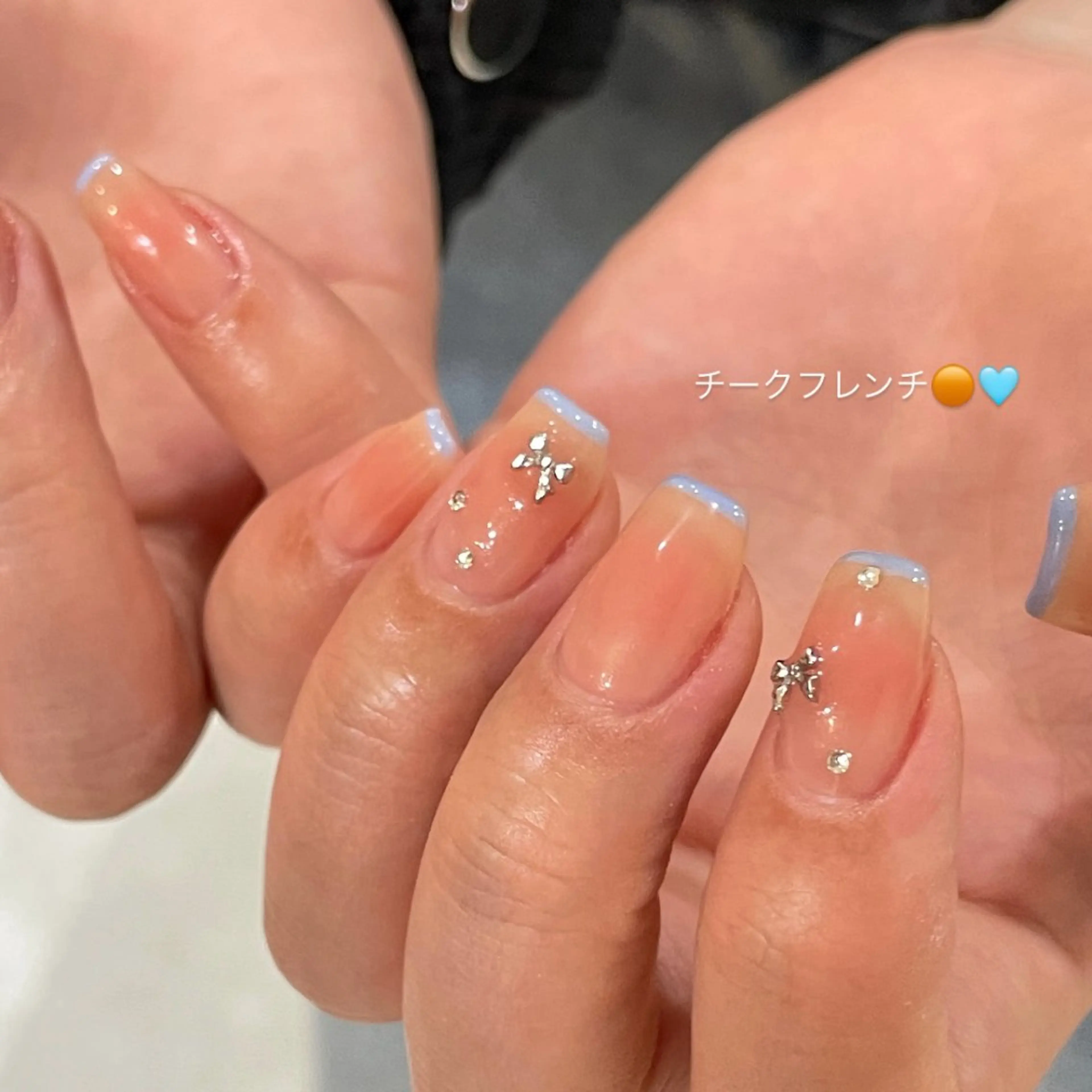 ネイル リボン ストーンネイル ハンドネイル you (ユウ)のネイルデザイン