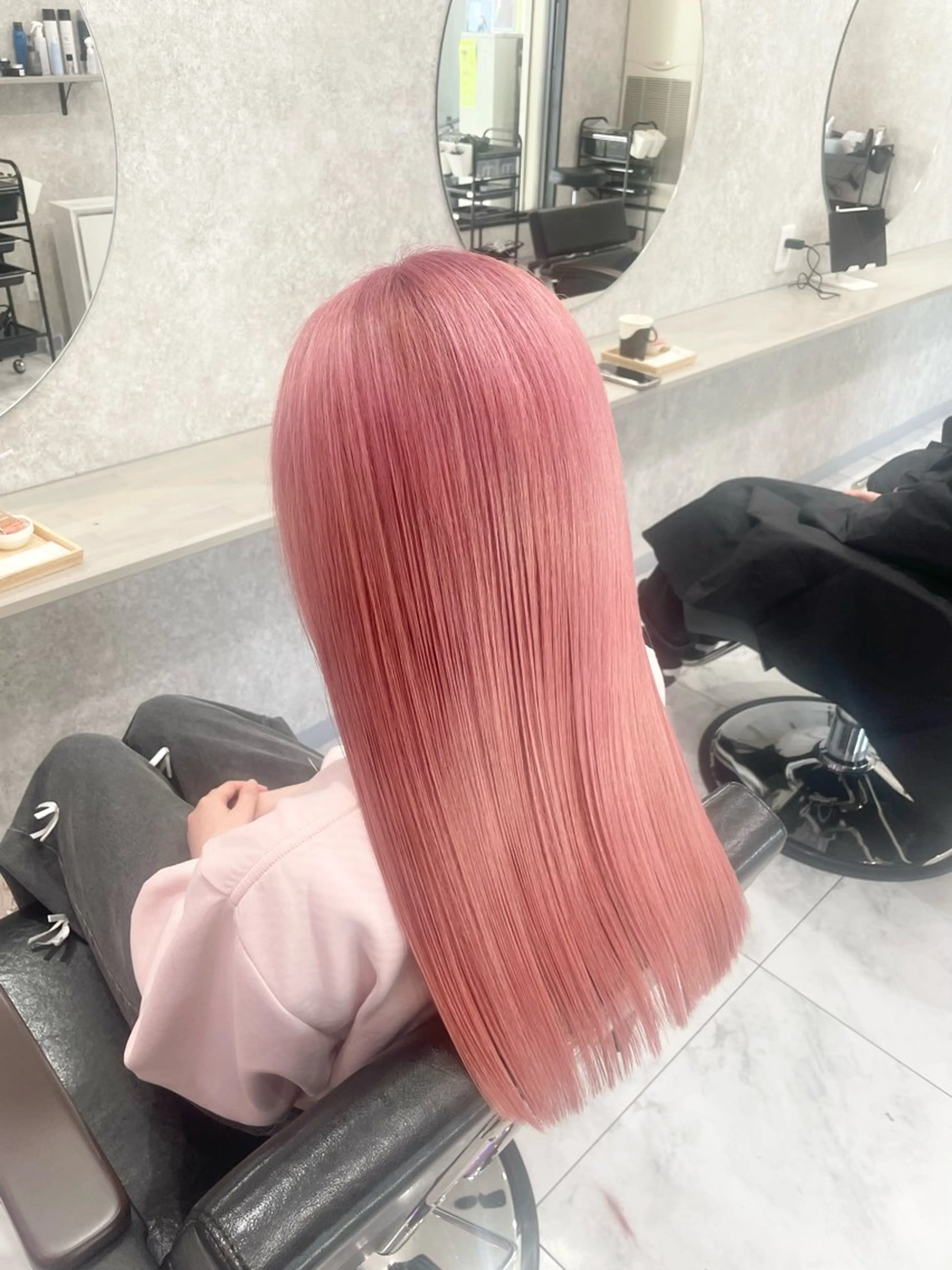 ロング 🦋ハイトーン🦋 石山 希理🦋のヘアスタイル