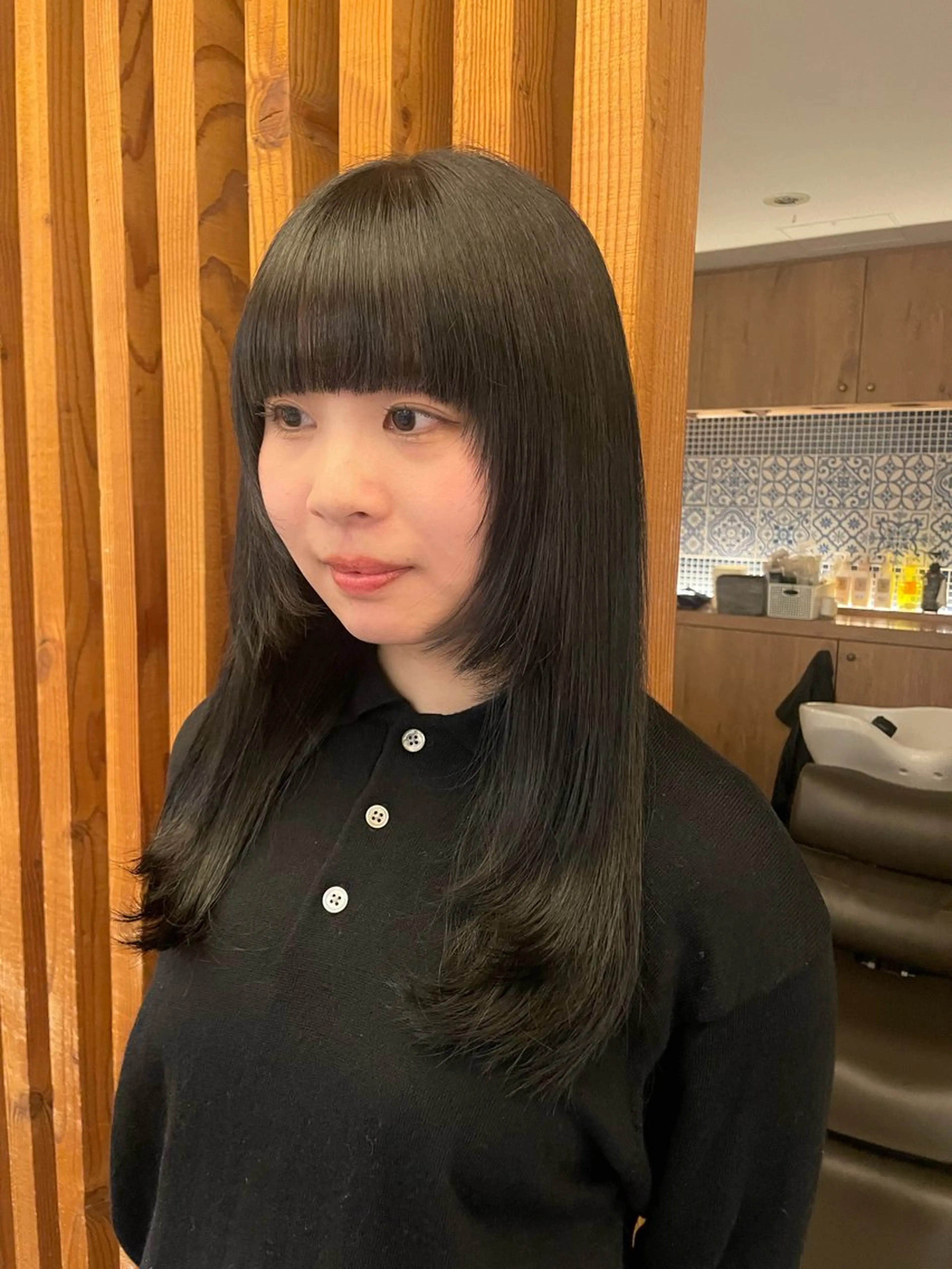 ミディアム カラー ヘアカラー リカ/ハイトーン ・オリーブ🍀のヘアスタイル