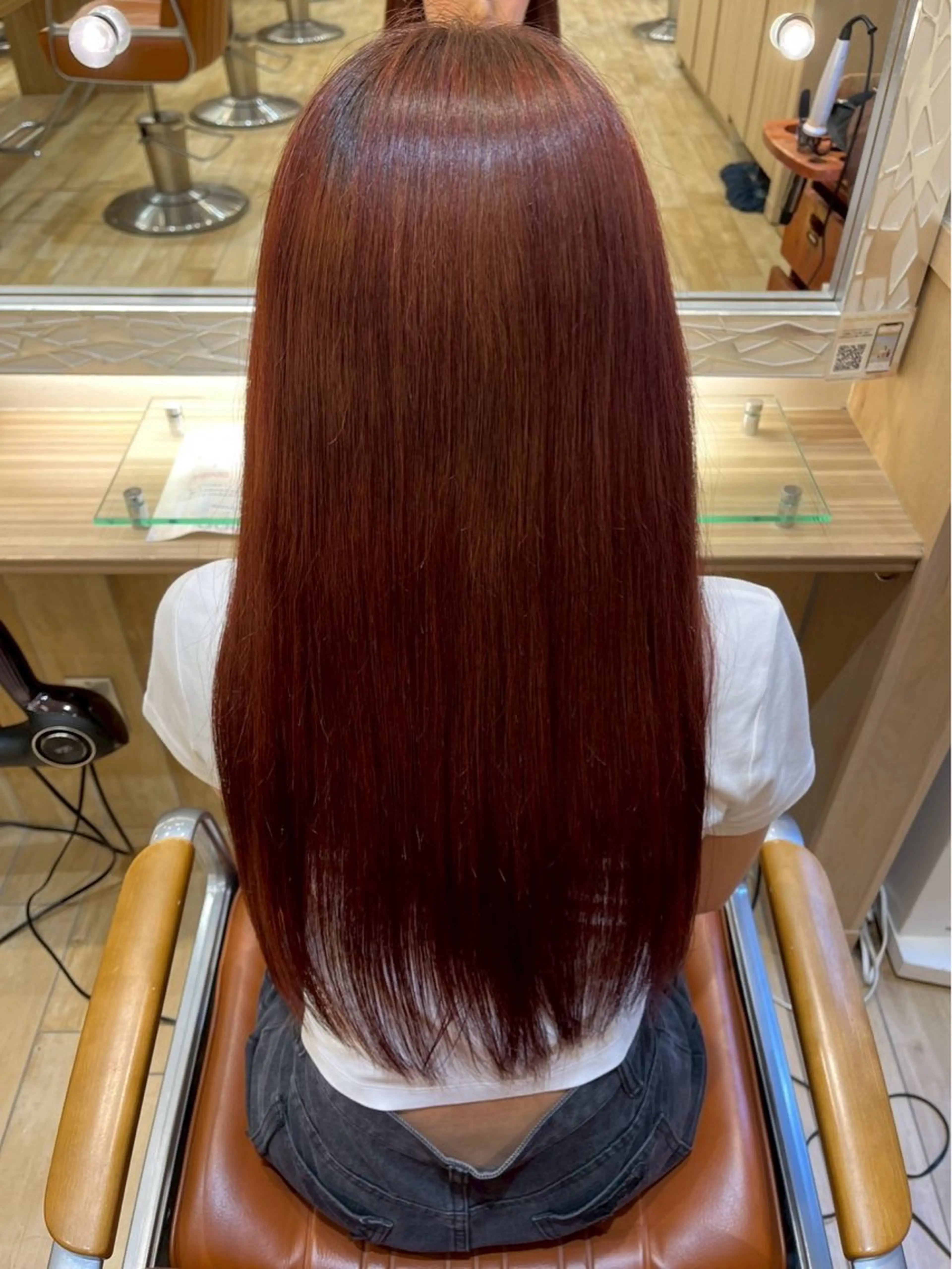 カラー 山本 梓絵奈のヘアスタイル