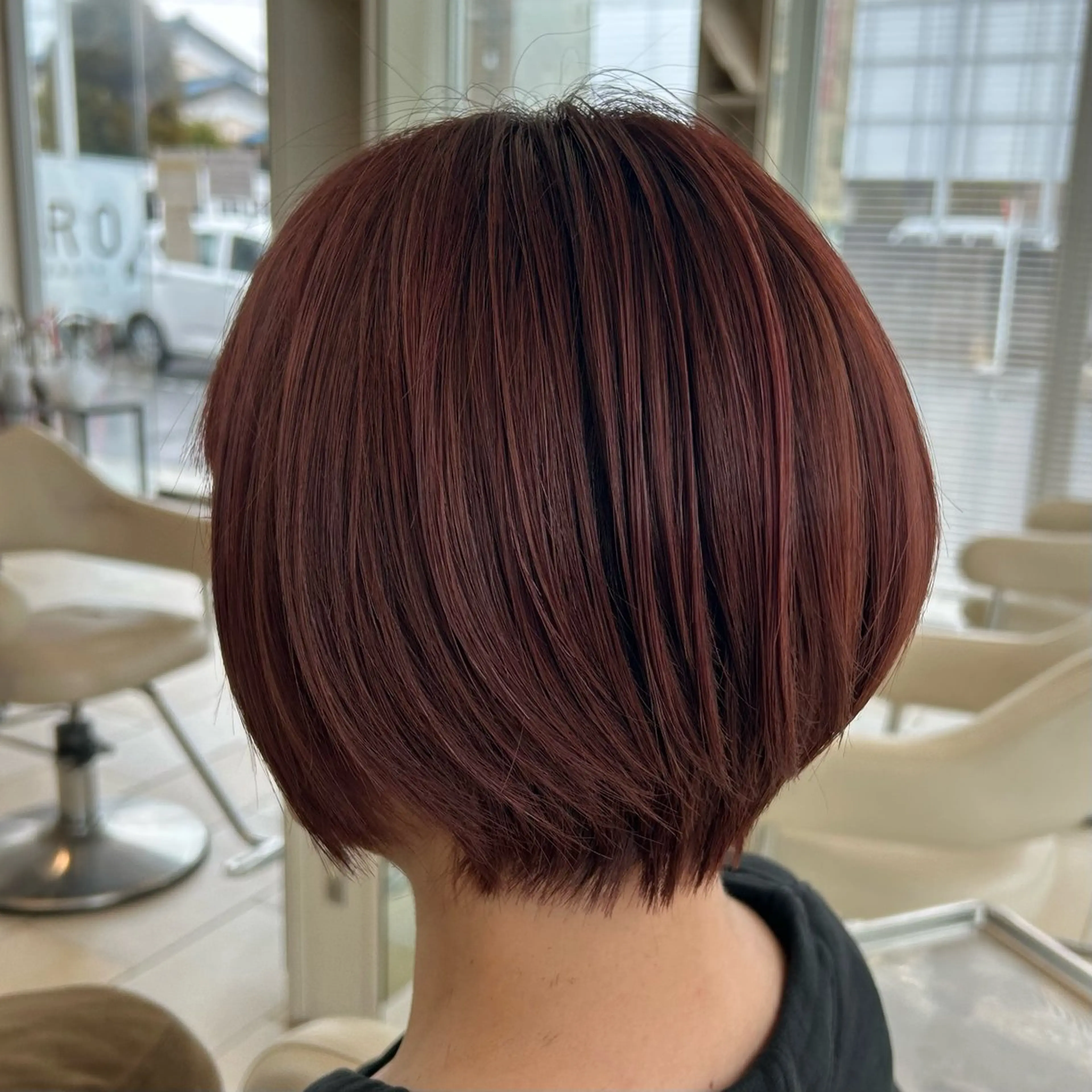 ショート カラー 牧 ゆりか𓋈のヘアスタイル