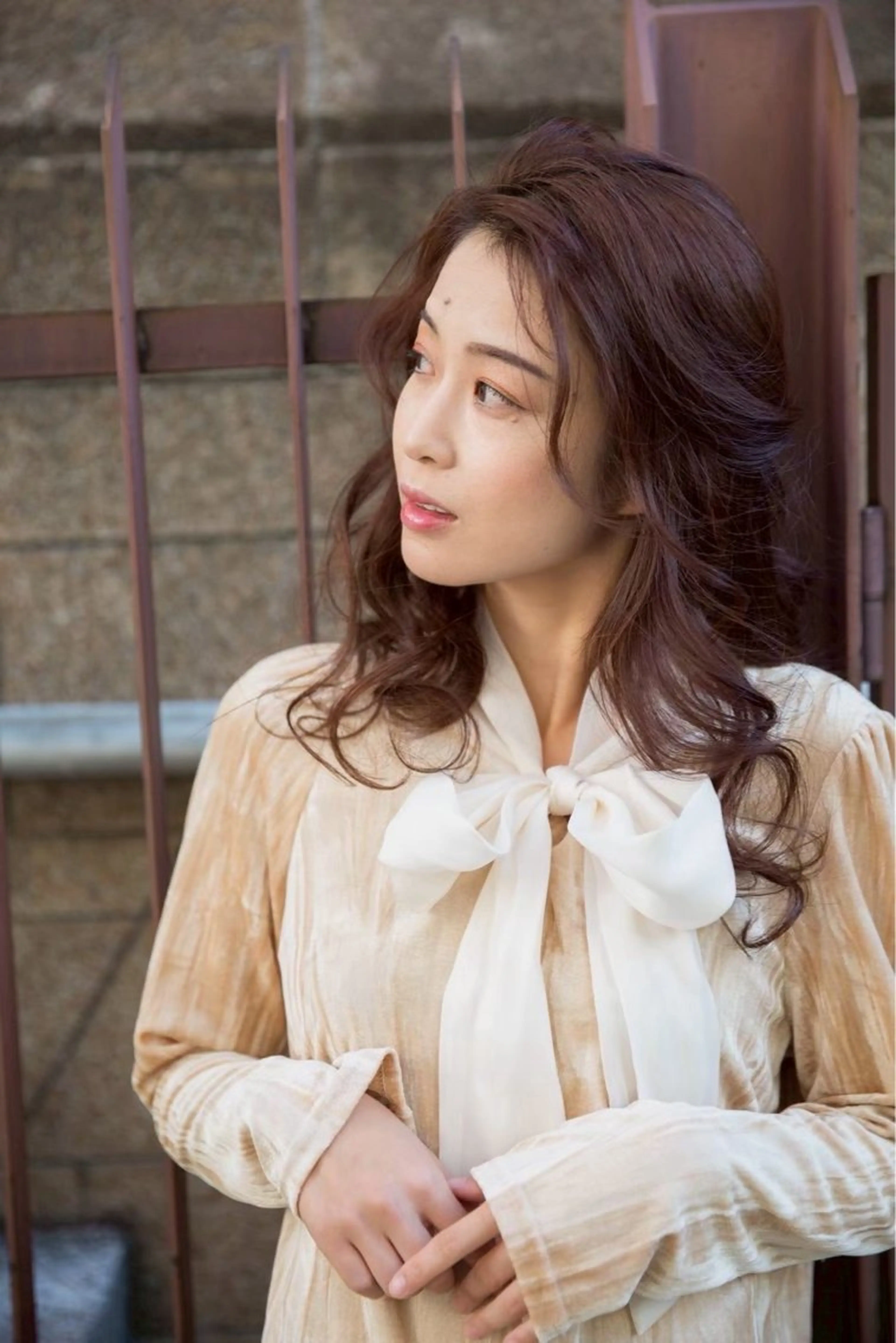 セミロング カラー 敏感肌カラー/斉藤 /かきあげバングのヘアスタイル