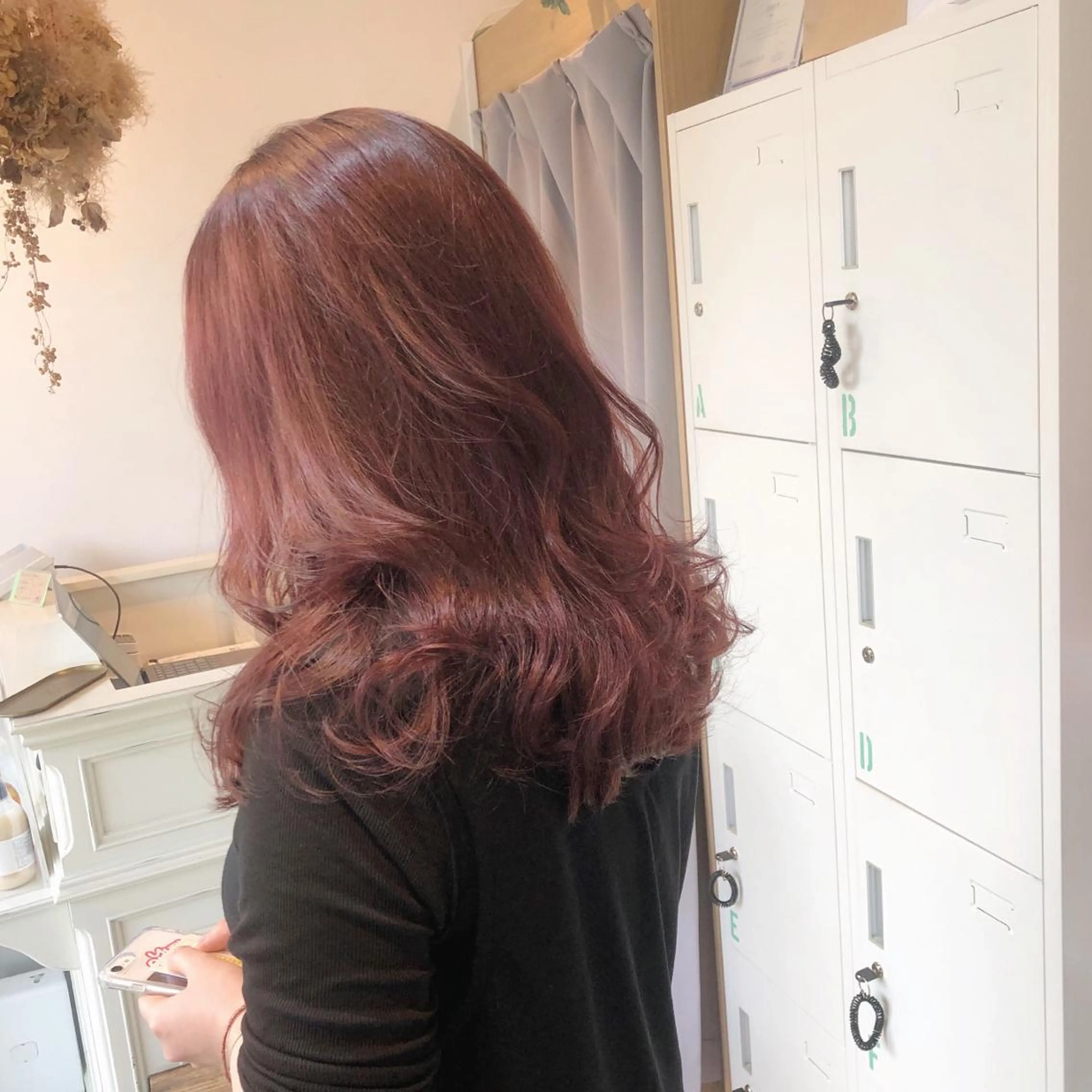 セミロング カット ヘアカラー トリートメント ＨＩ ROのヘアスタイル