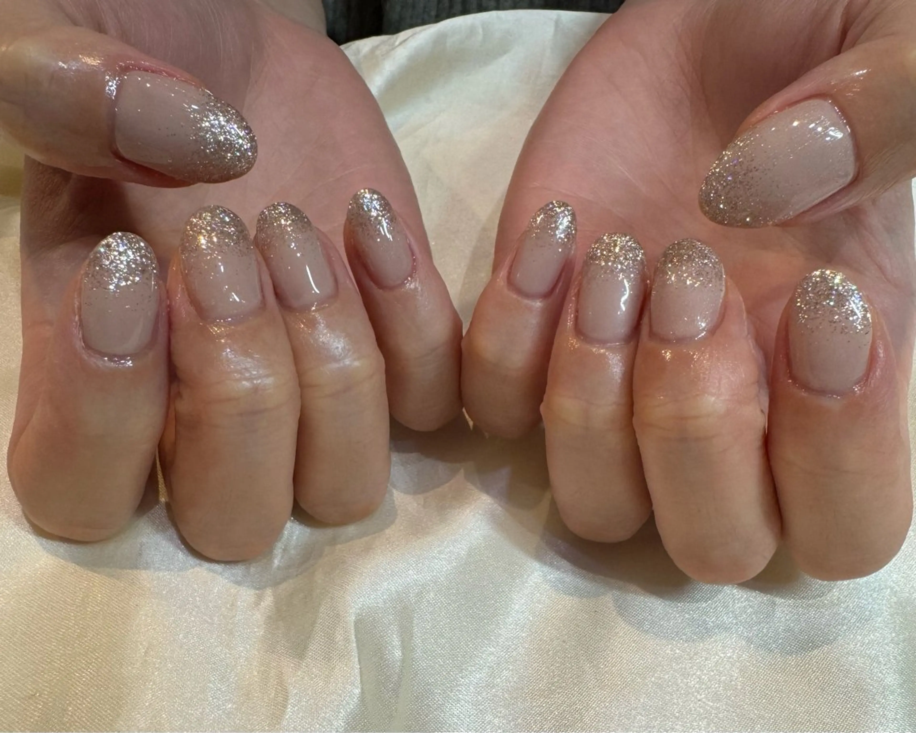 ネイル ラメ(グリッター) ハンドネイル 藤井 里緒奈のネイルデザイン