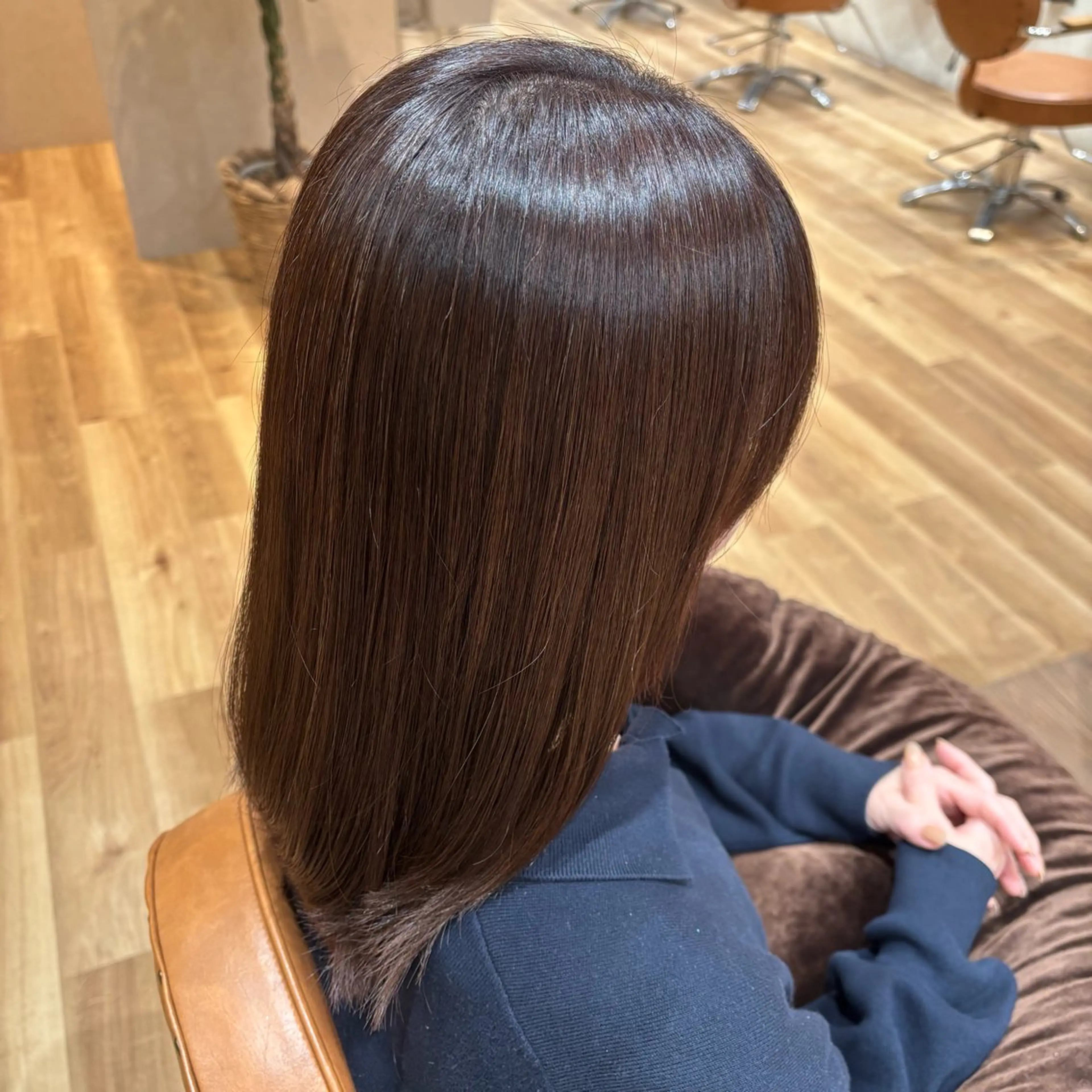 カラー 小西 七菜子のヘアスタイル