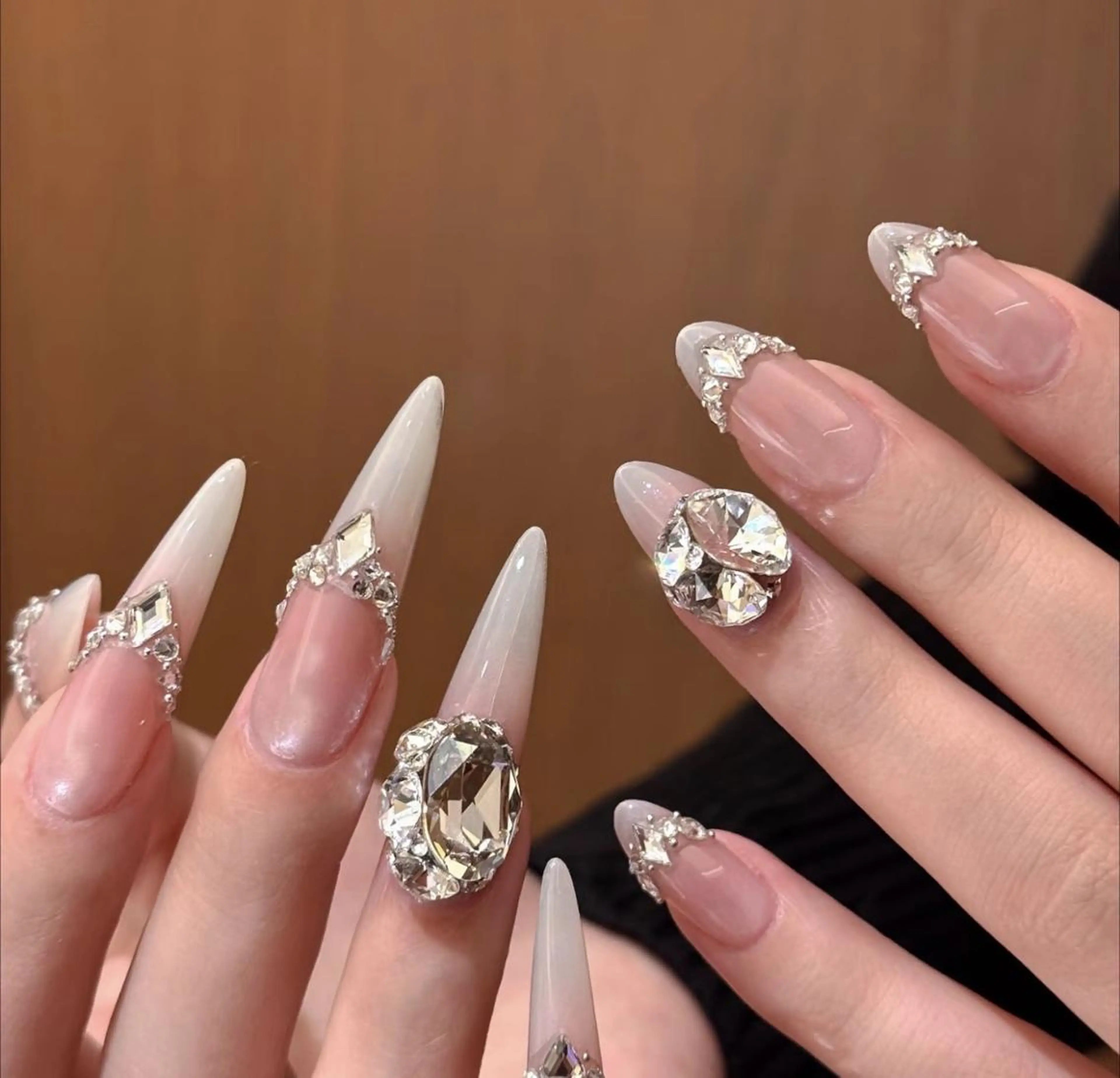 ネイル ハンドネイル ハンドケア 🍑 momo_nailのネイルデザイン