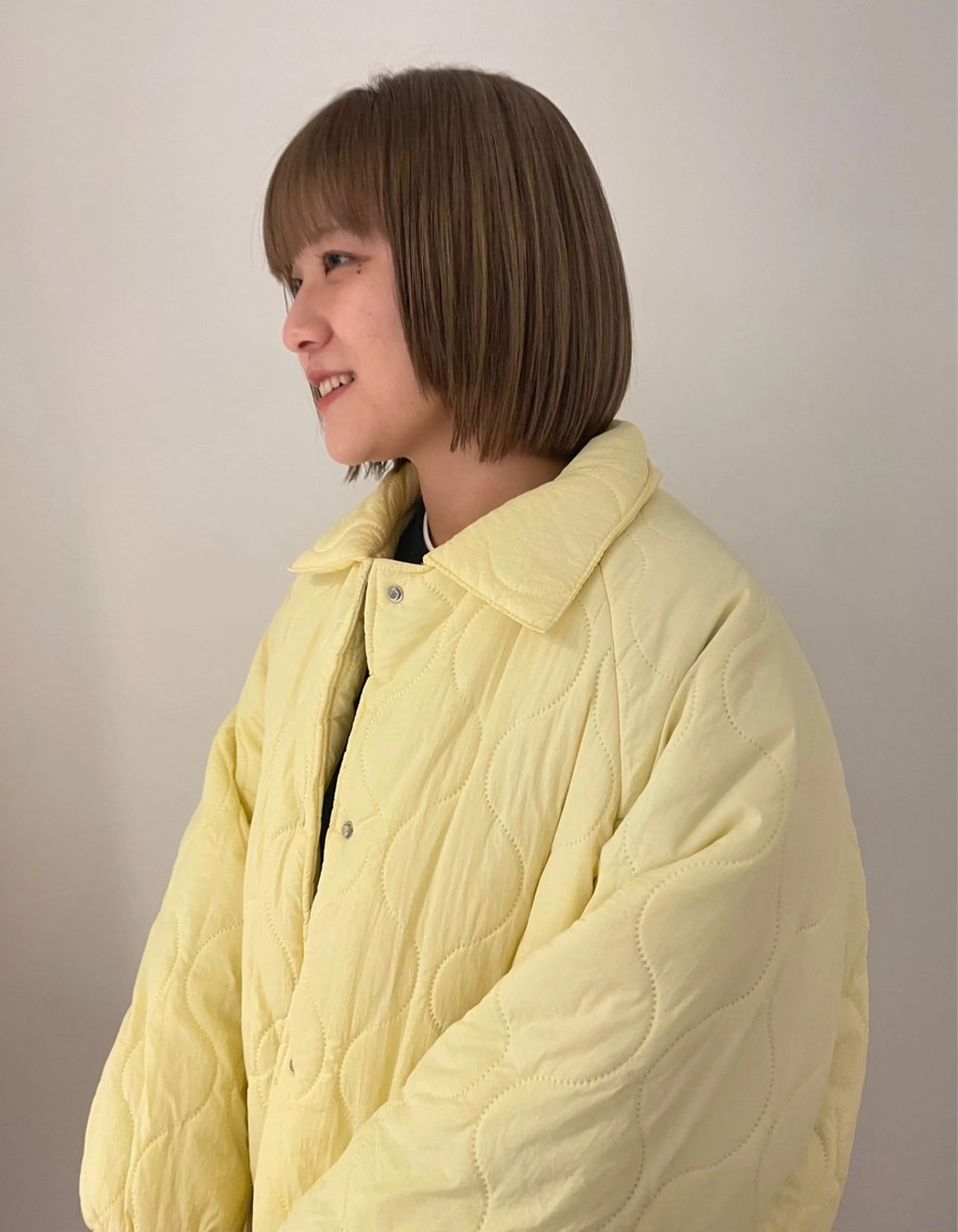 ミディアム カラー ナチュラル/似合わせ /ベージュ/齋藤朱夏のヘアスタイル