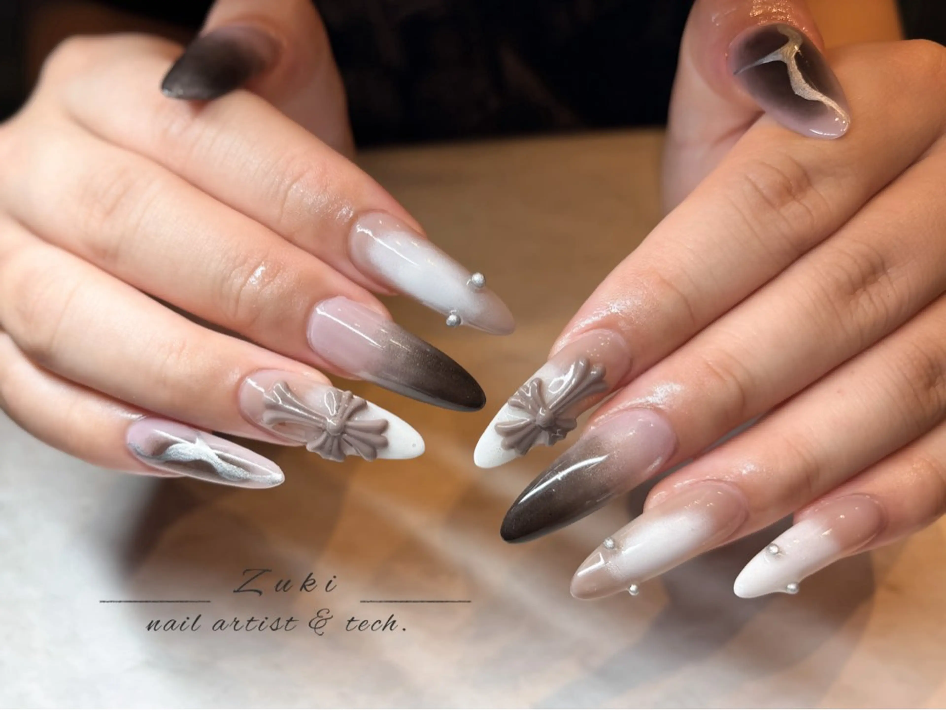 ネイル マグネットネイル ニュアンスネイル ワンホンネイル ハンドネイル zuki🌔nail ┆堺筋本町・心斎橋のネイルデザイン