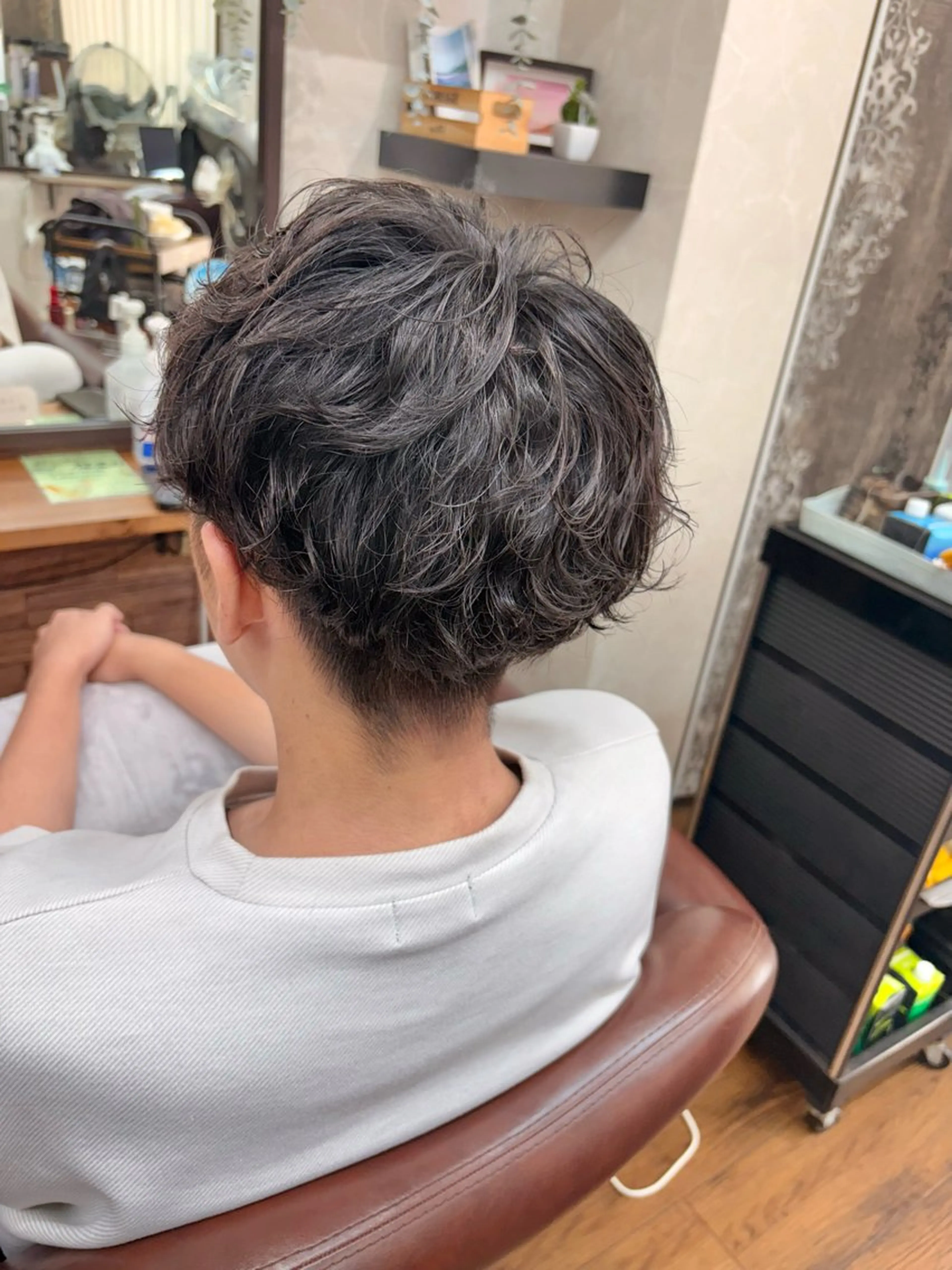 ミディアム パーマ カット パーマ 🫧ふくだ りな 🕊のヘアスタイル
