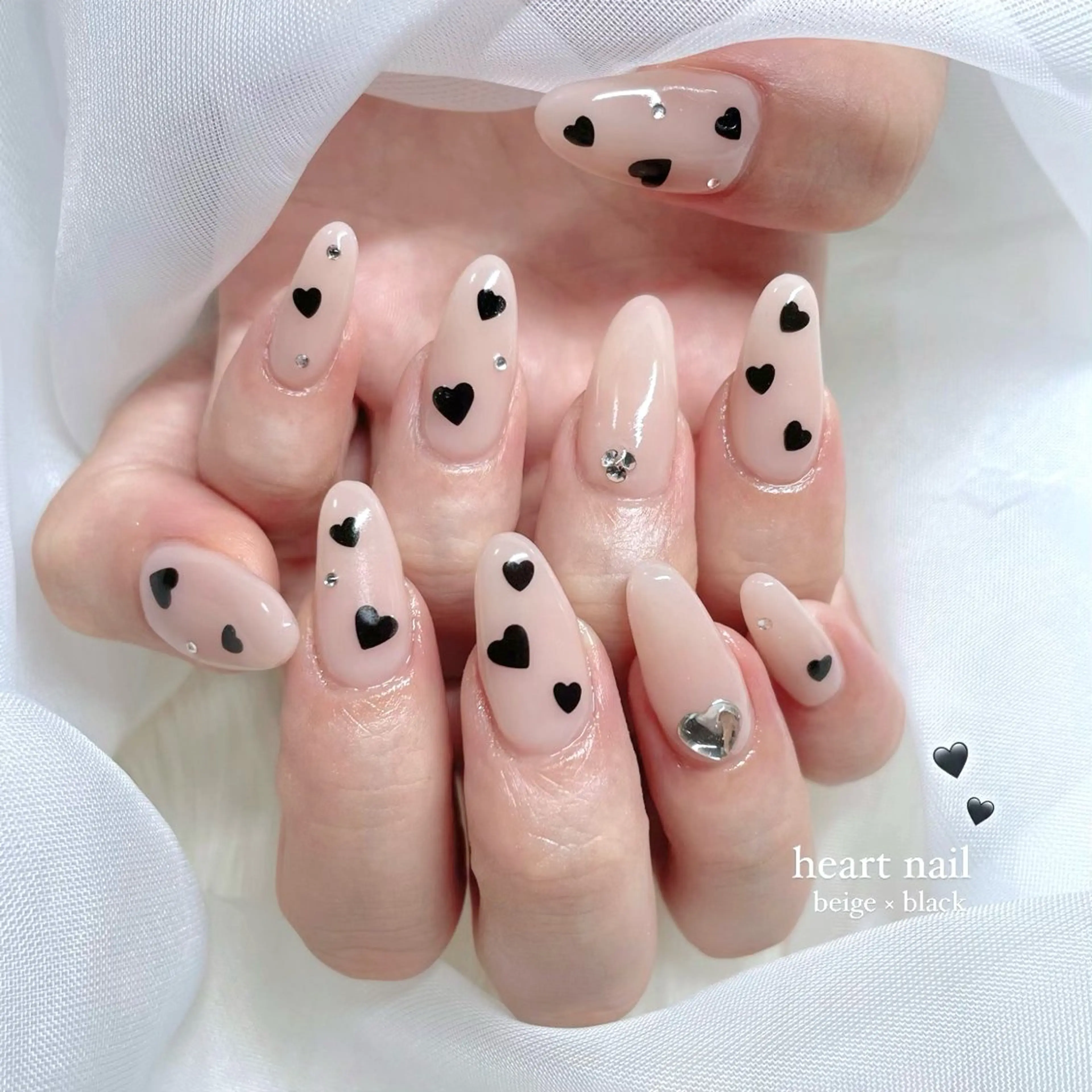 ネイル ハンドネイル Sii nail 🤍SAKIのネイルデザイン