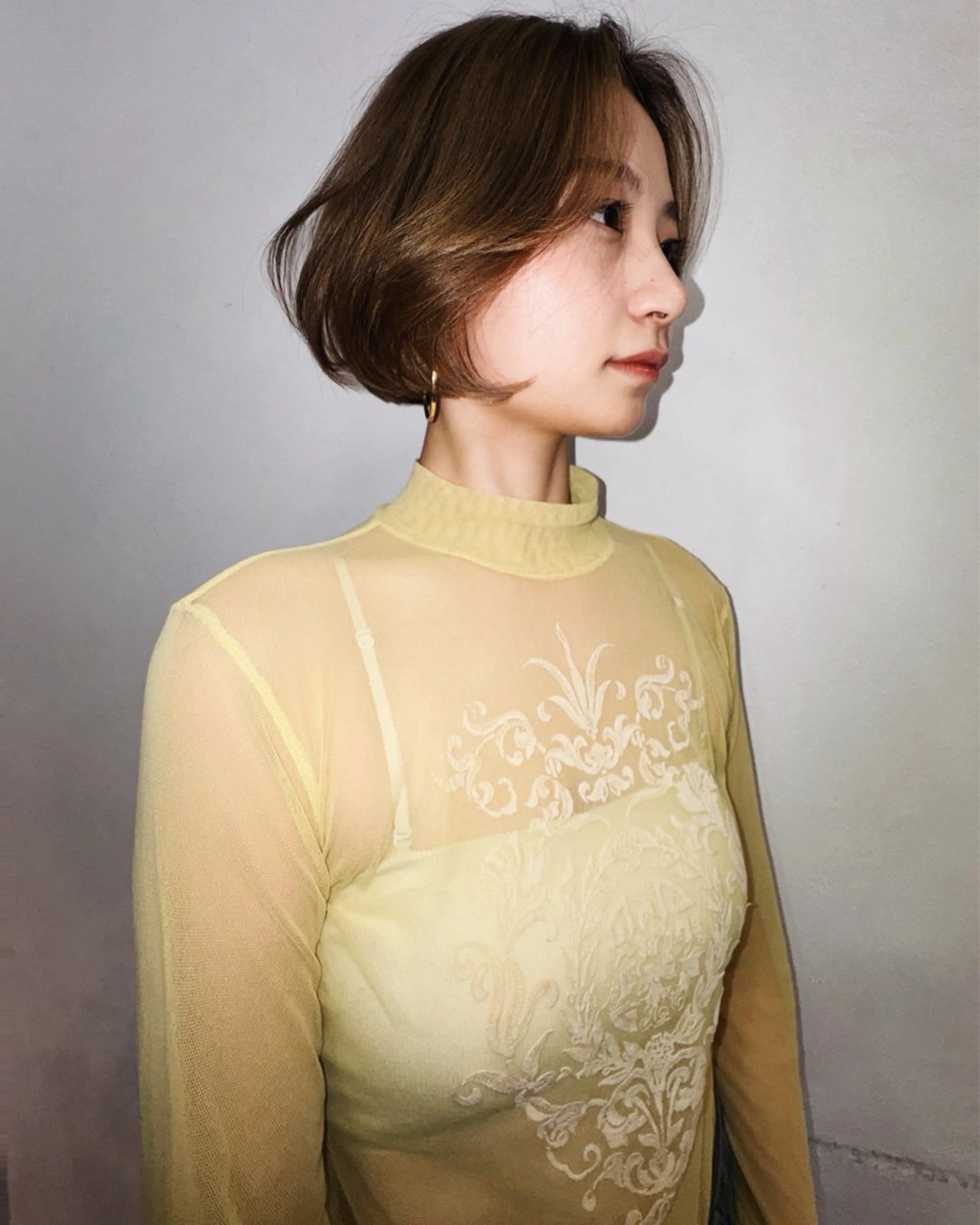 ショート ボブ 顔まわりレイヤー 顔周りカット 外国人風カラー ハッシュカット カット スパイラルパーマ/デ ザインカット/アミのヘアスタイル