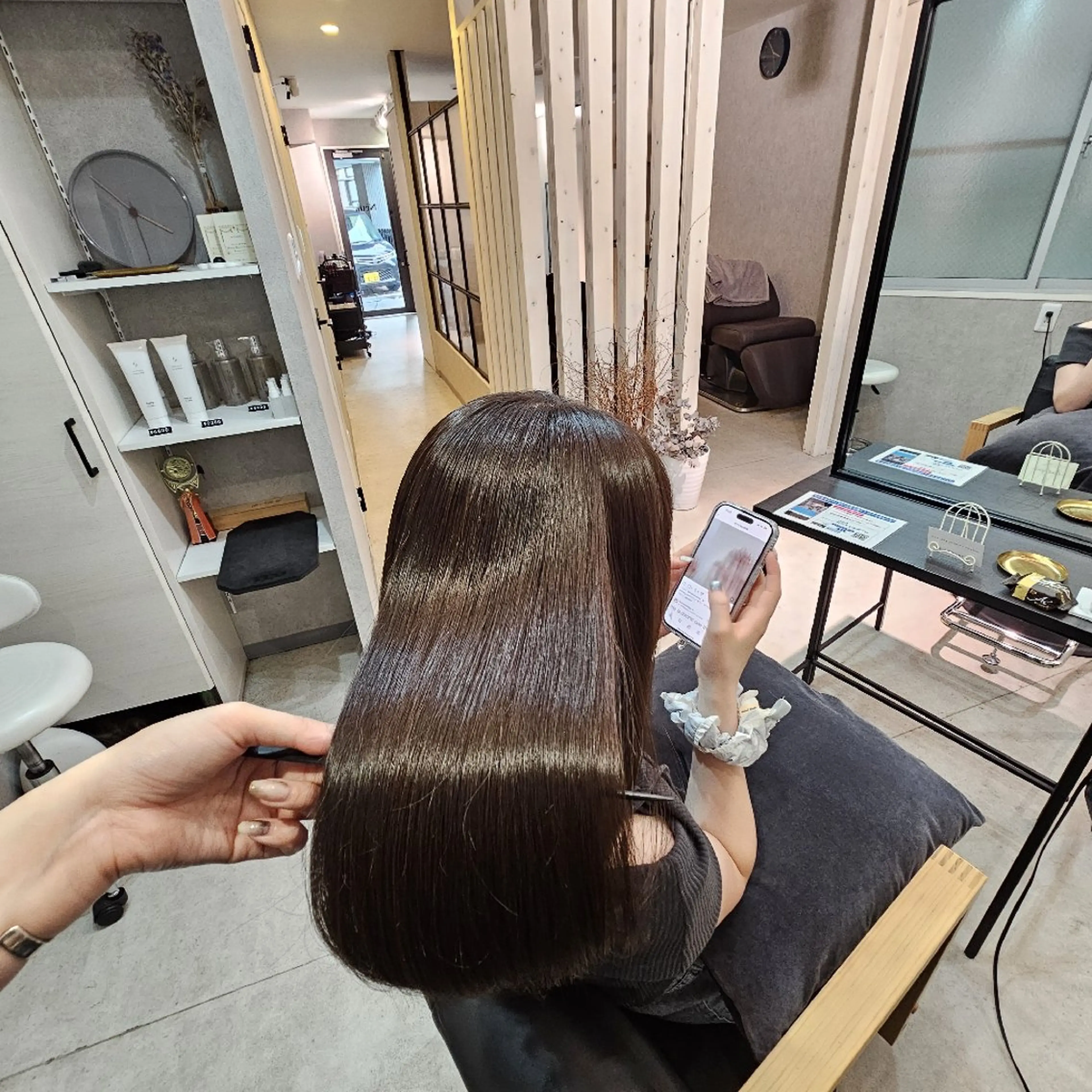 ロング 縮毛矯正 縮毛矯正 トリートメント Neuk所属・髪質改善/白髪ぼかし SHIONのヘアスタイル