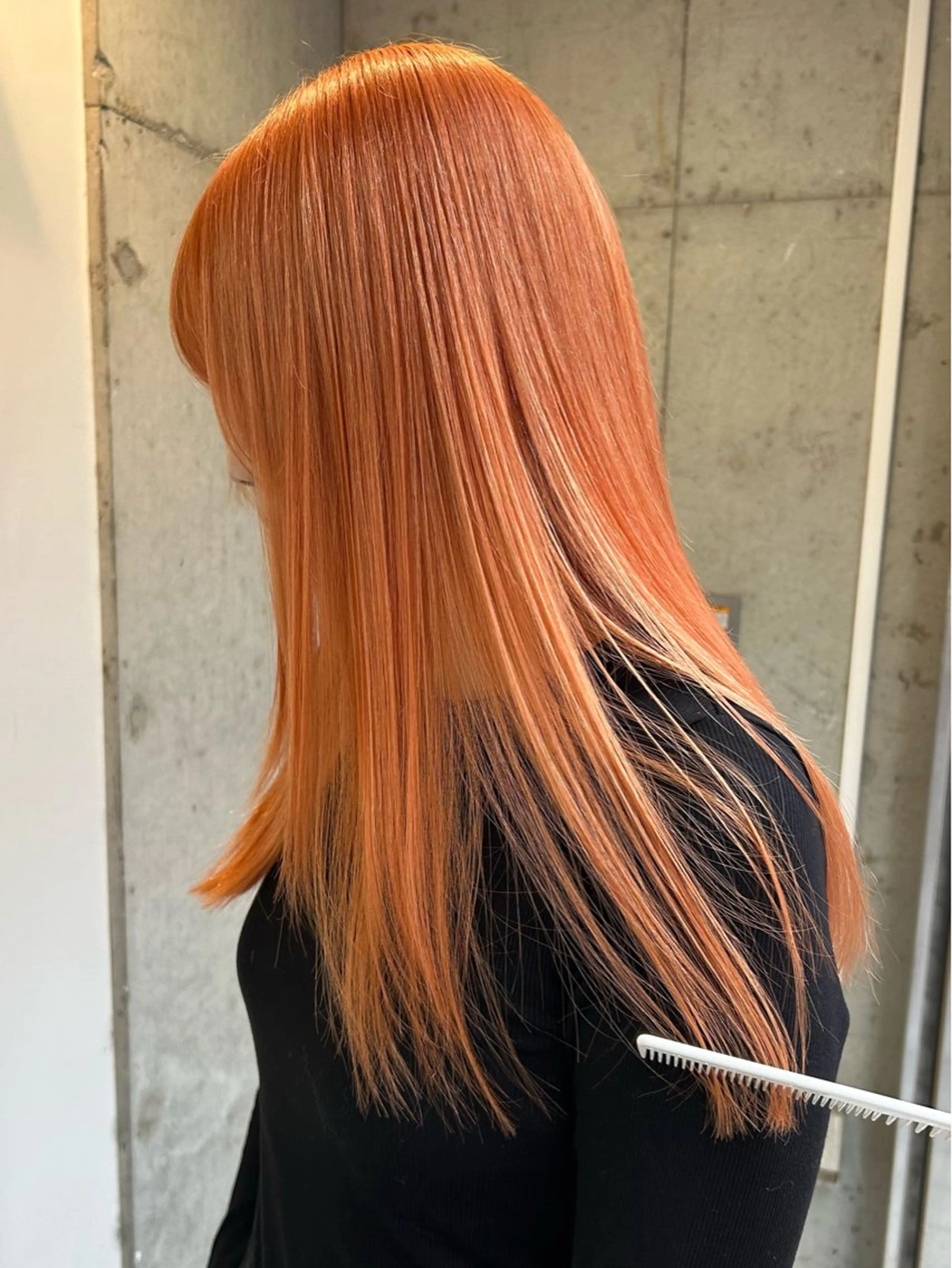 ロング カラー ベージュカラー ブリーチ ブロンド オレンジ オレンジベージュ ヘアカラー トリートメント ヘアセット ベージュカラー🐑 レイヤー🤎塚原優芽のヘアスタイル
