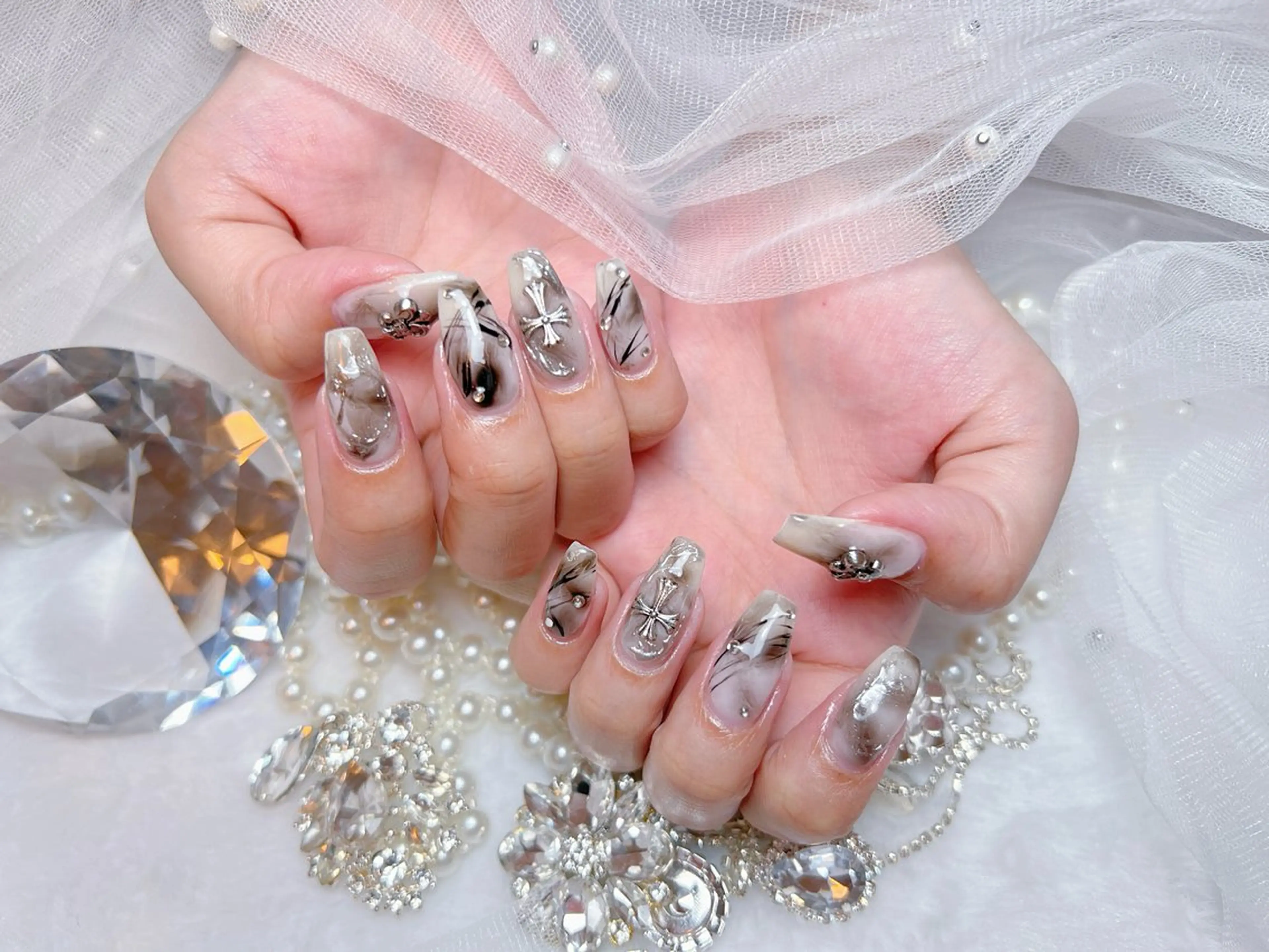 ネイル アートネイル オーロラネイル チークネイル 長さ出し フットネイル Miya _nailのネイルデザイン