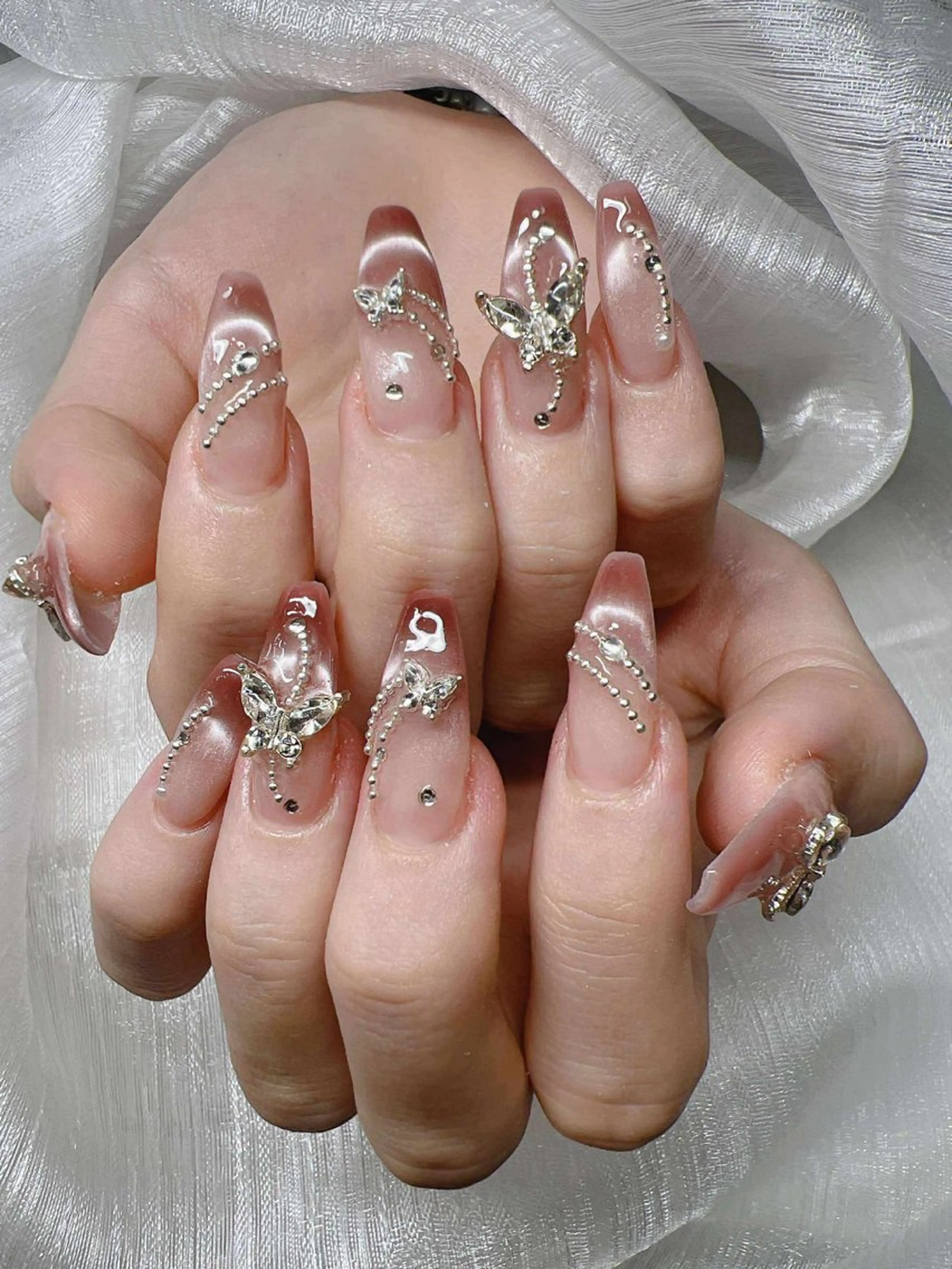 ネイル 長さ出し グラデーション 卒業式 キラキラネイル マグネットネイル ハンドネイル Lee Nailsのネイルデザイン