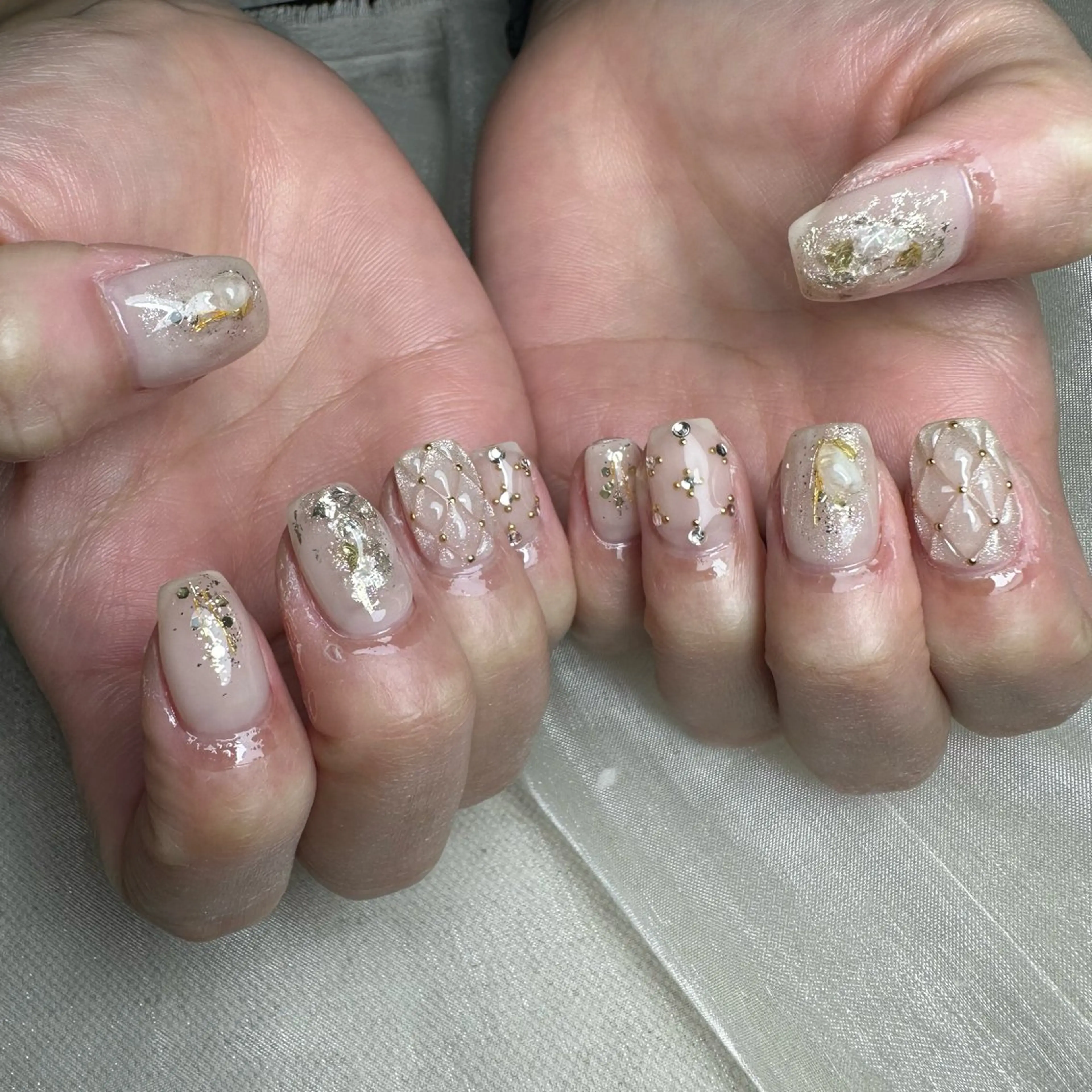 ネイル ハンドネイル 里見 麗のネイルデザイン