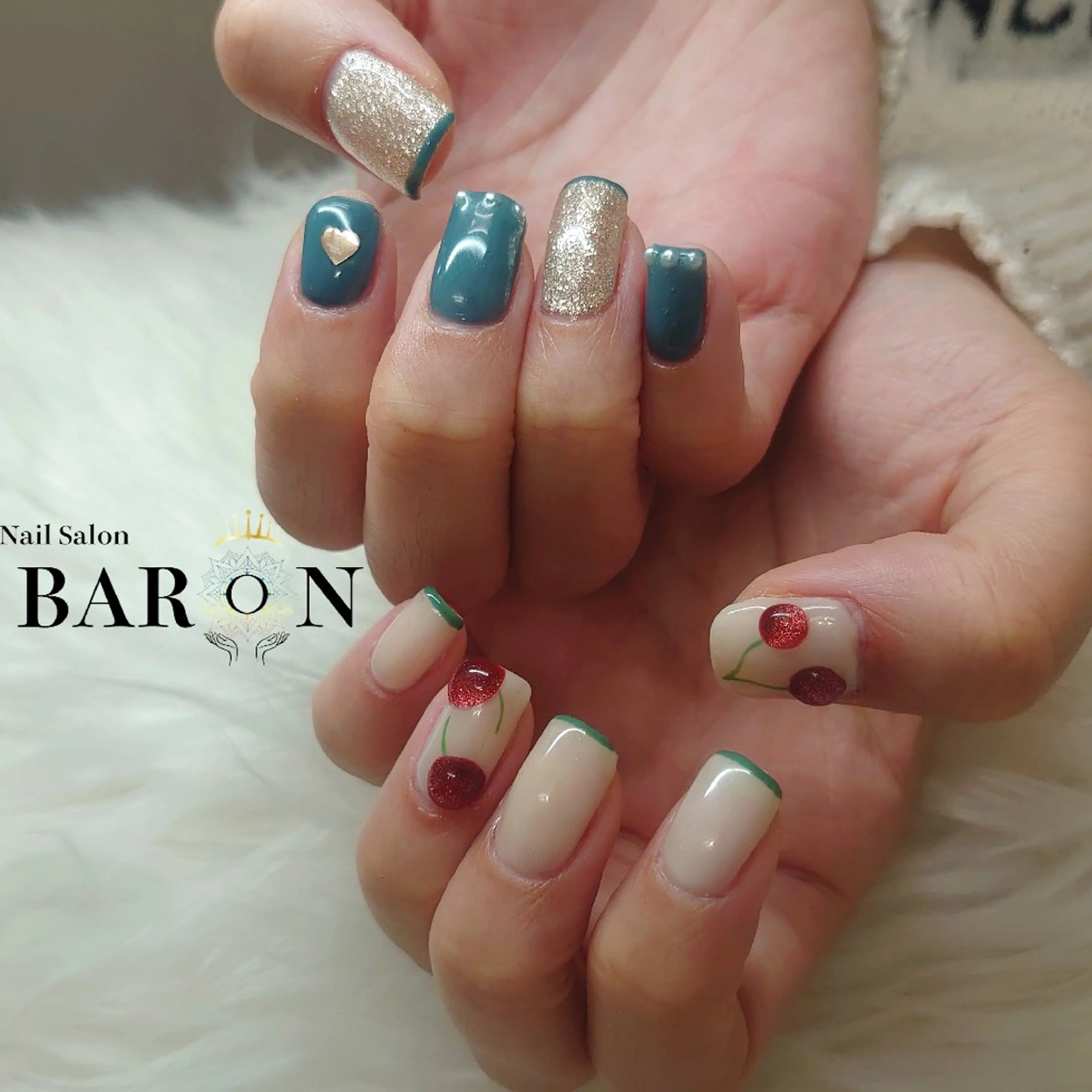 ネイル フレンチネイル 持ち込み ぷっくりネイル ♛BARON♛ AOIのネイルデザイン