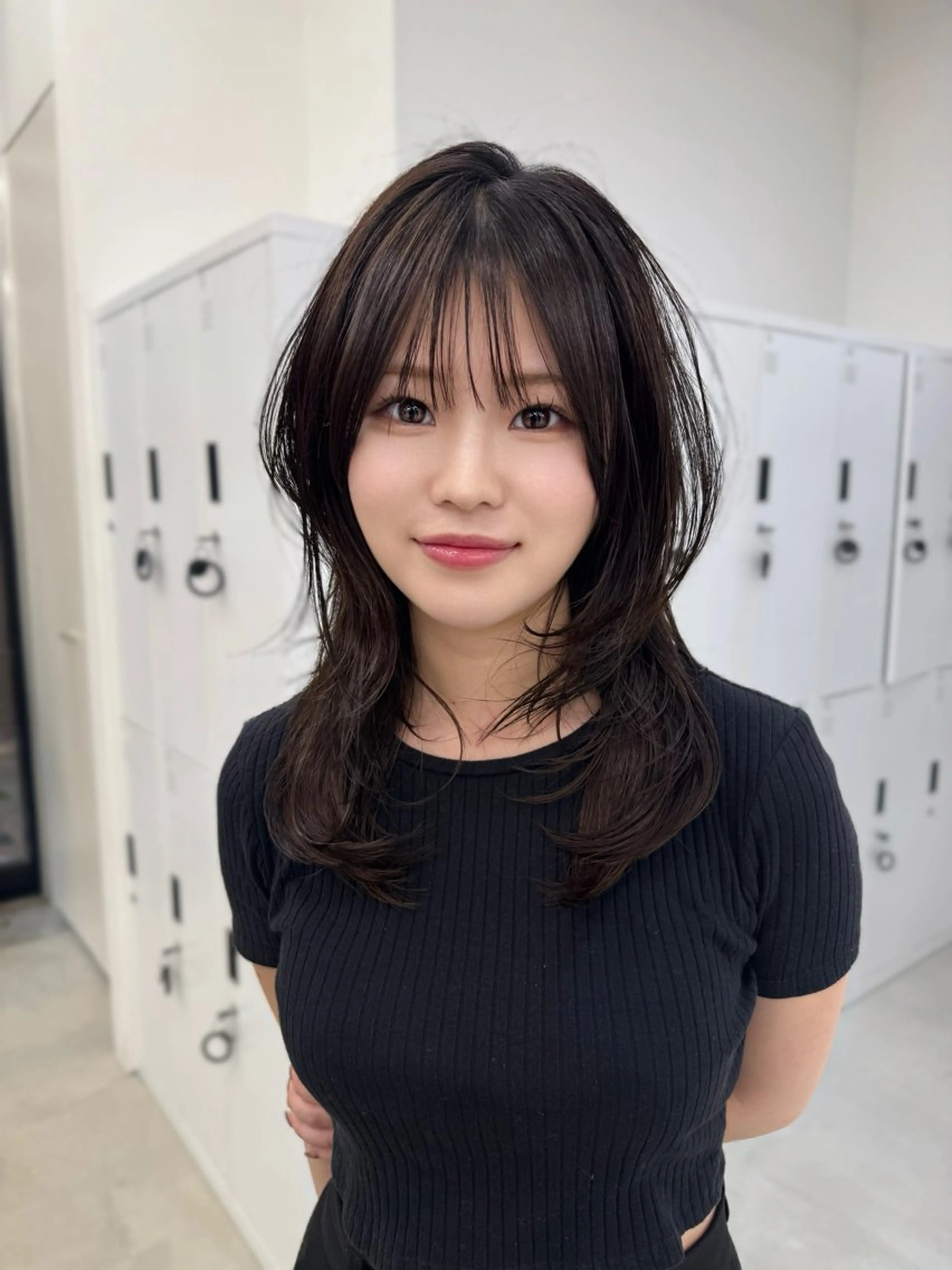 セミロング ハッシュカット レイヤーカット 似合わせカットが 得意な美容師のヘアスタイル