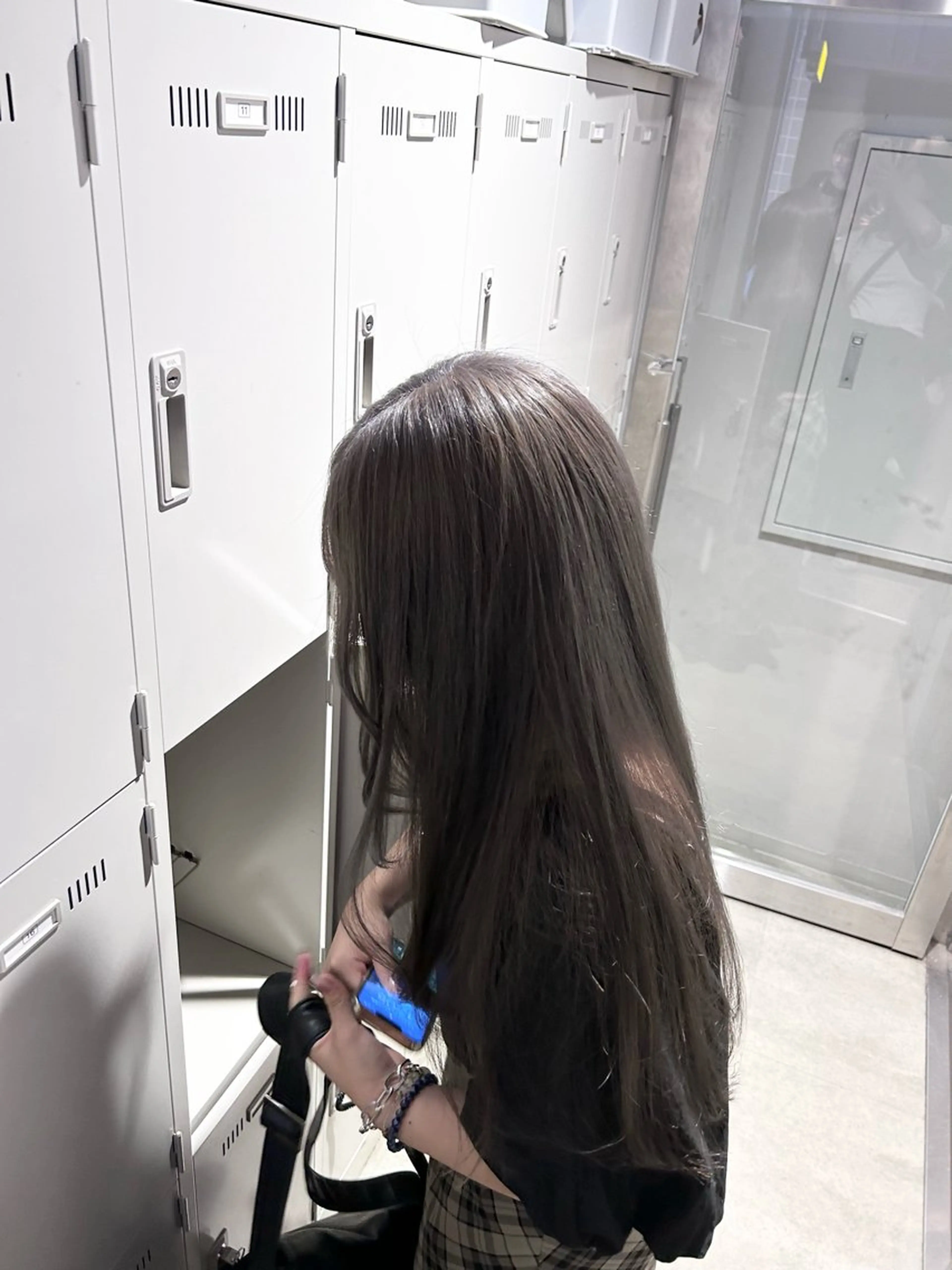 カラー ヘアカラー トリートメント 透明感ベージュ🤎 ナチュラルレイヤーのヘアスタイル